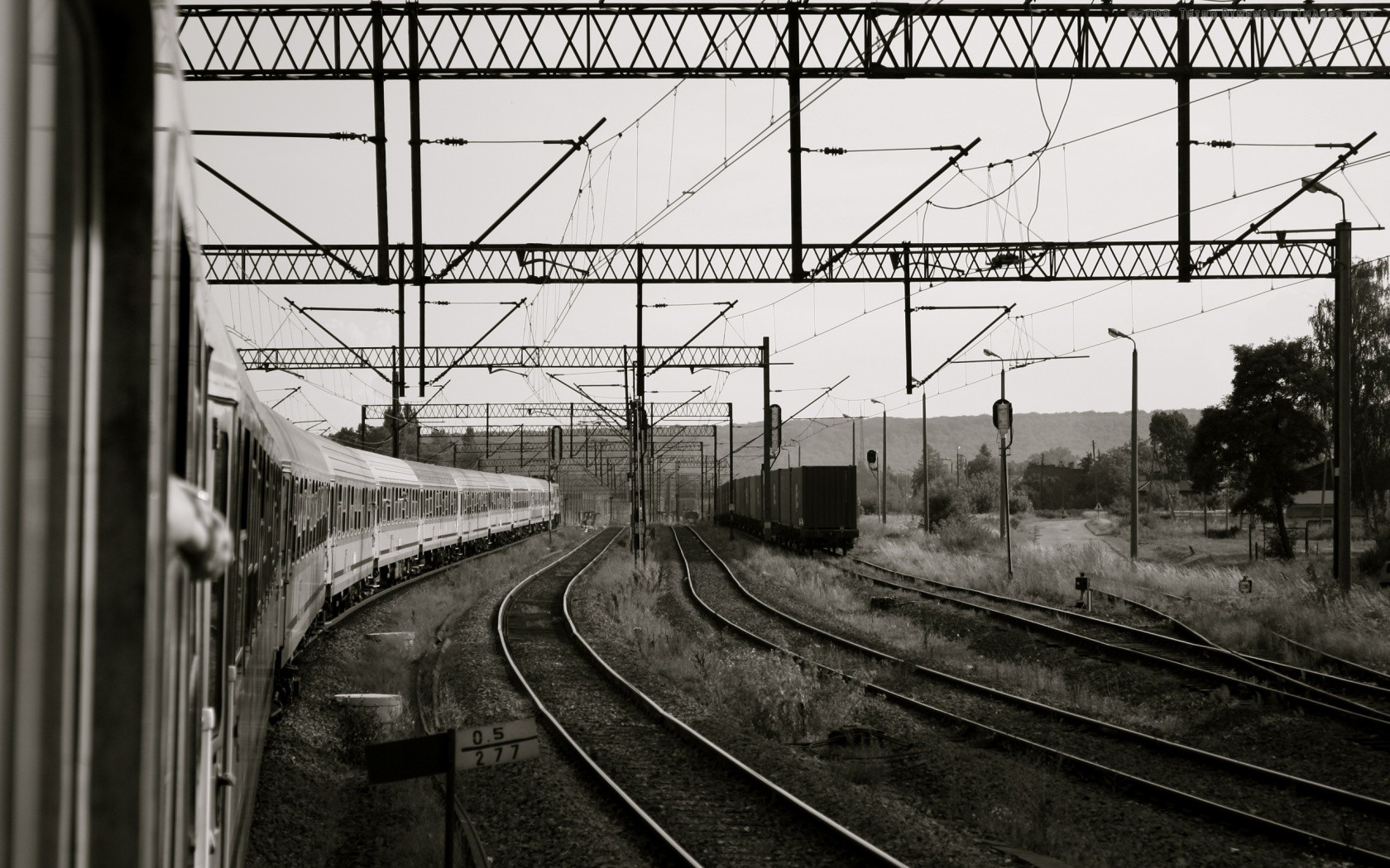 Descarga gratuita de fondo de pantalla para móvil de Blanco Y Negro, Tren, Fotografía, Vía Férrea.