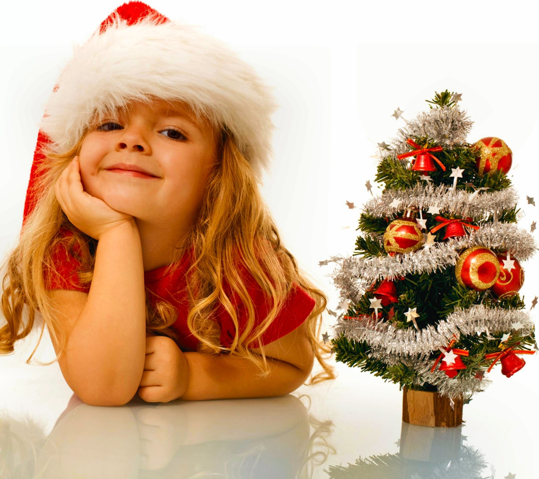 Download mobile wallpaper Christmas, Holiday, Christmas Tree, Child, Cute, Santa Hat for free.