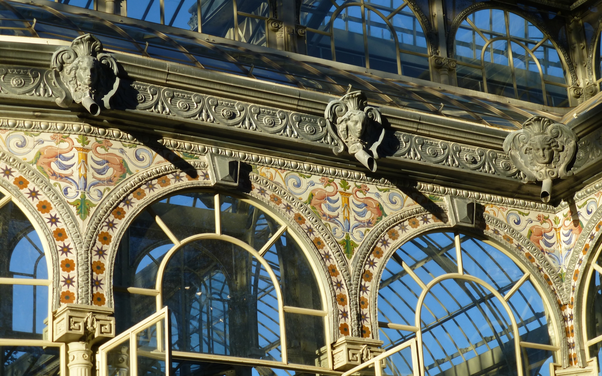 Free download wallpaper Man Made, Palacio De Cristal on your PC desktop