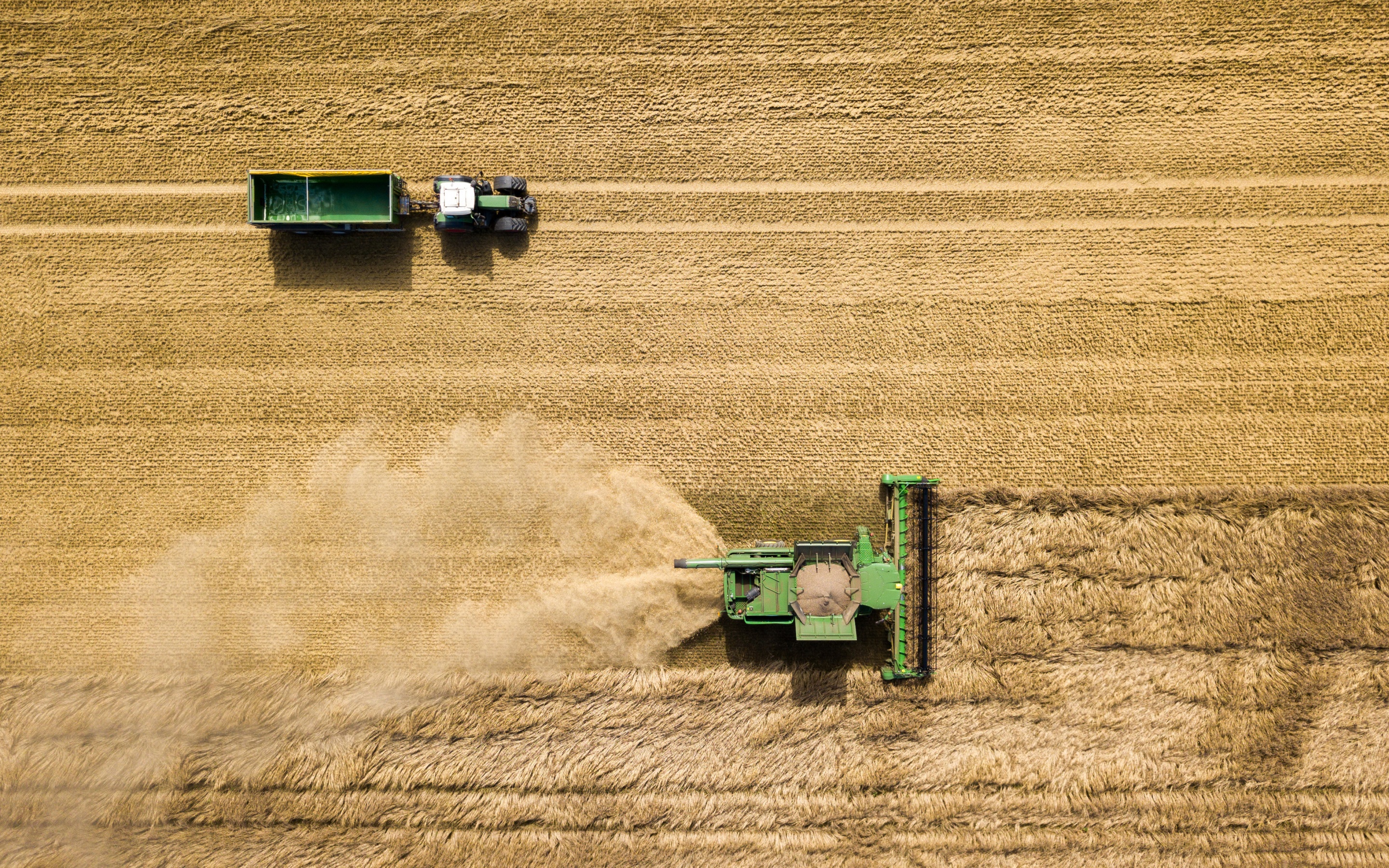 Download mobile wallpaper Summer, Tractor, Aerial, Combine, Vehicles for free.