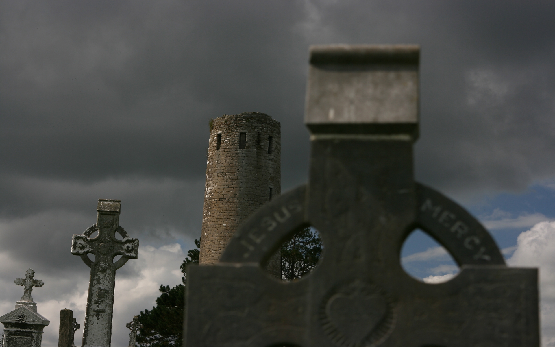 Téléchargez gratuitement l'image Irlande, Croix, Monastère, Religieux, Clonmacnoise, Monastère De Clonmacnoise sur le bureau de votre PC