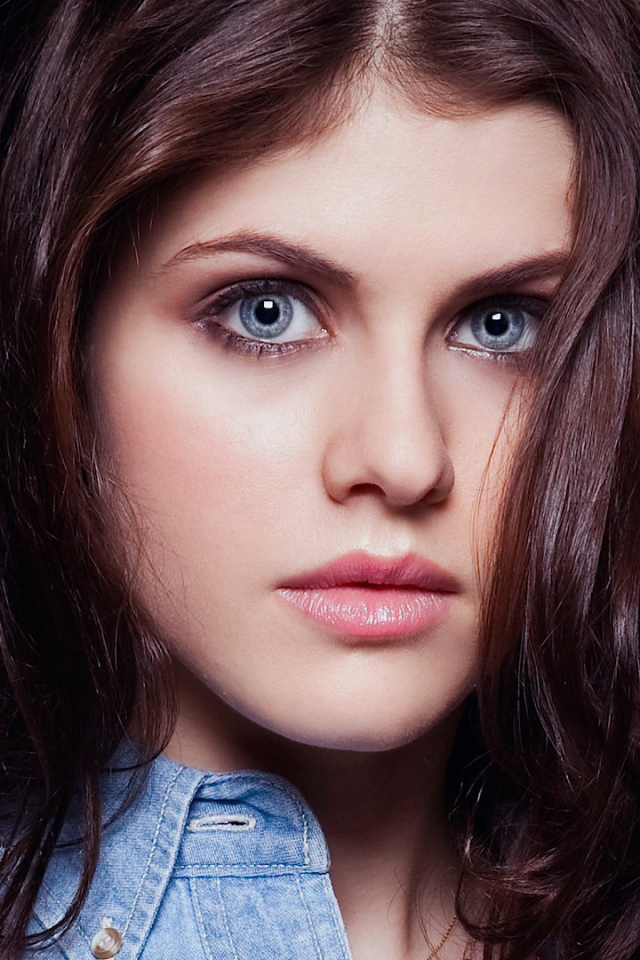 Téléchargez des papiers peints mobile Célébrités, Alexandra Daddario gratuitement.