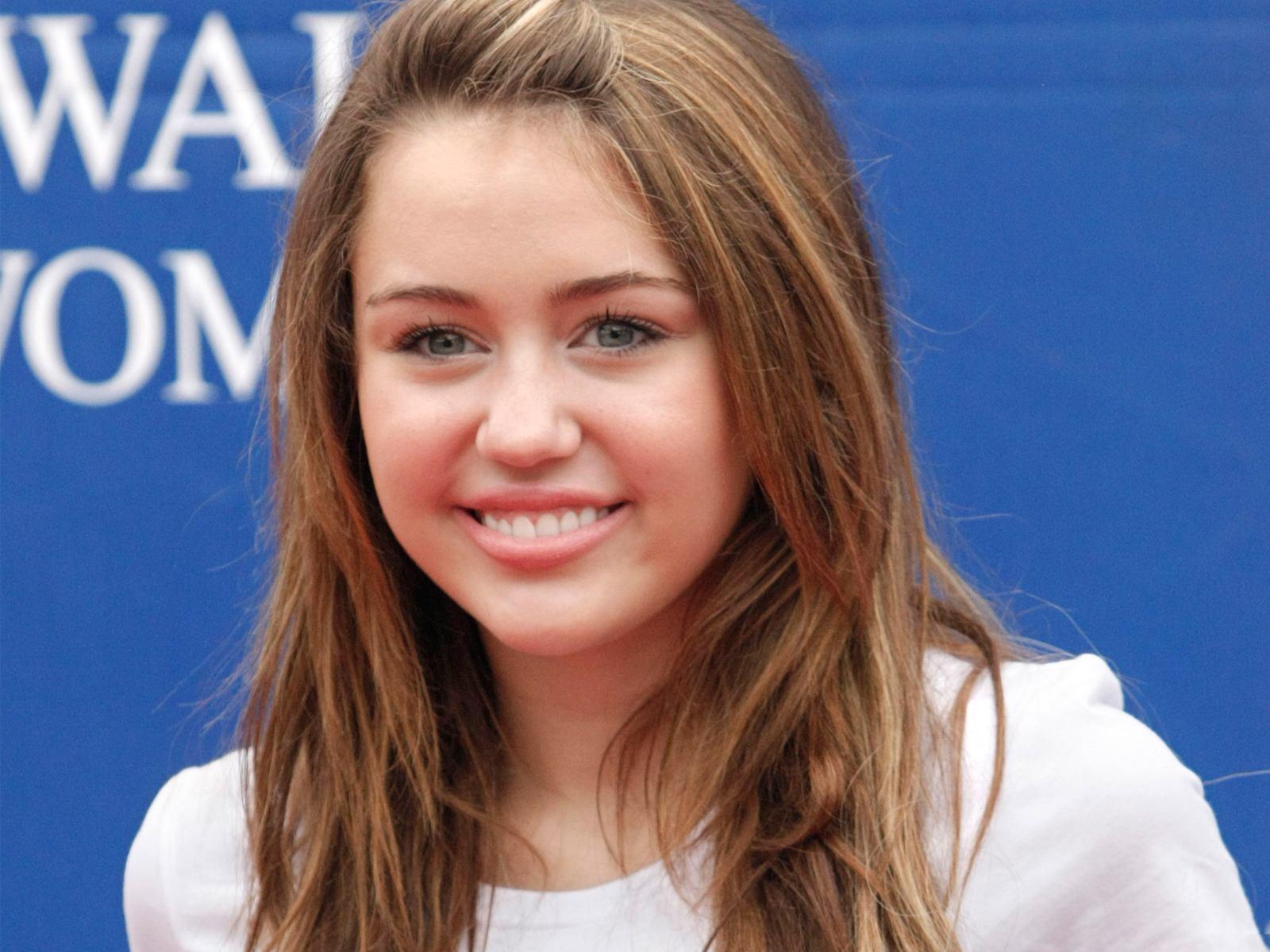 Download mobile wallpaper Music, Miley Cyrus for free.