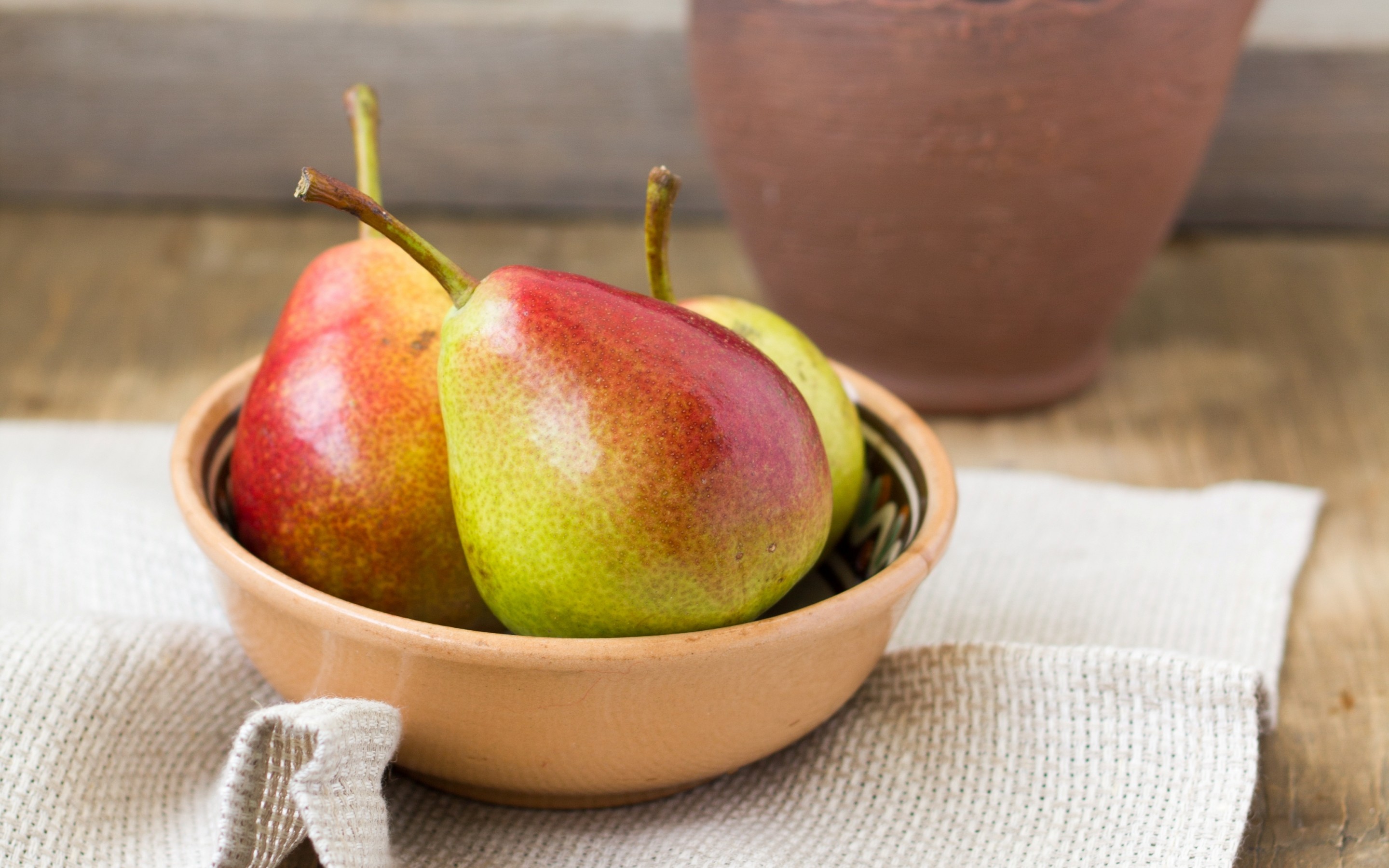 Free download wallpaper Fruits, Food, Pear on your PC desktop