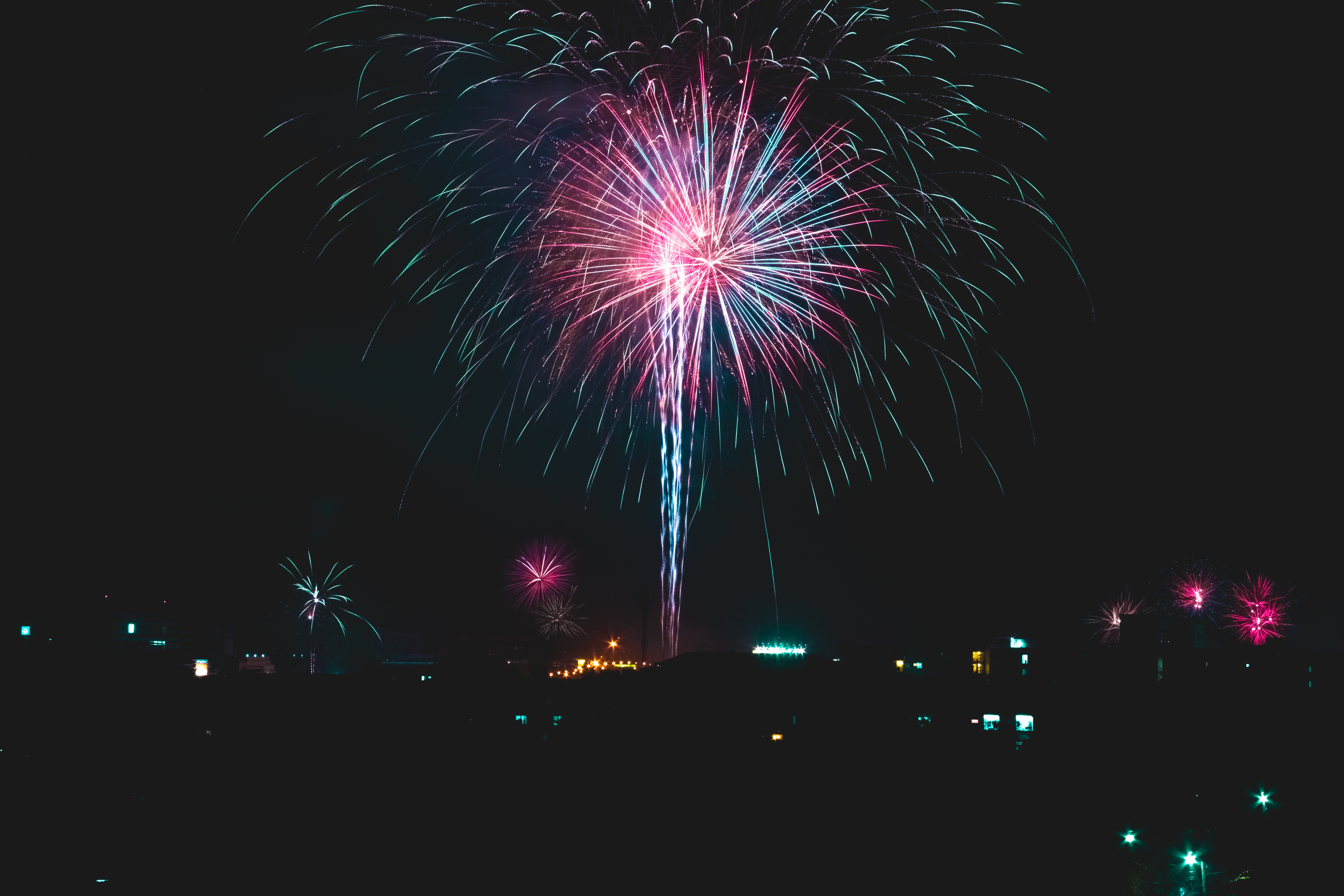 holidays, salute, shine, light, sparks, brilliance, holiday, fireworks, firework High Definition image