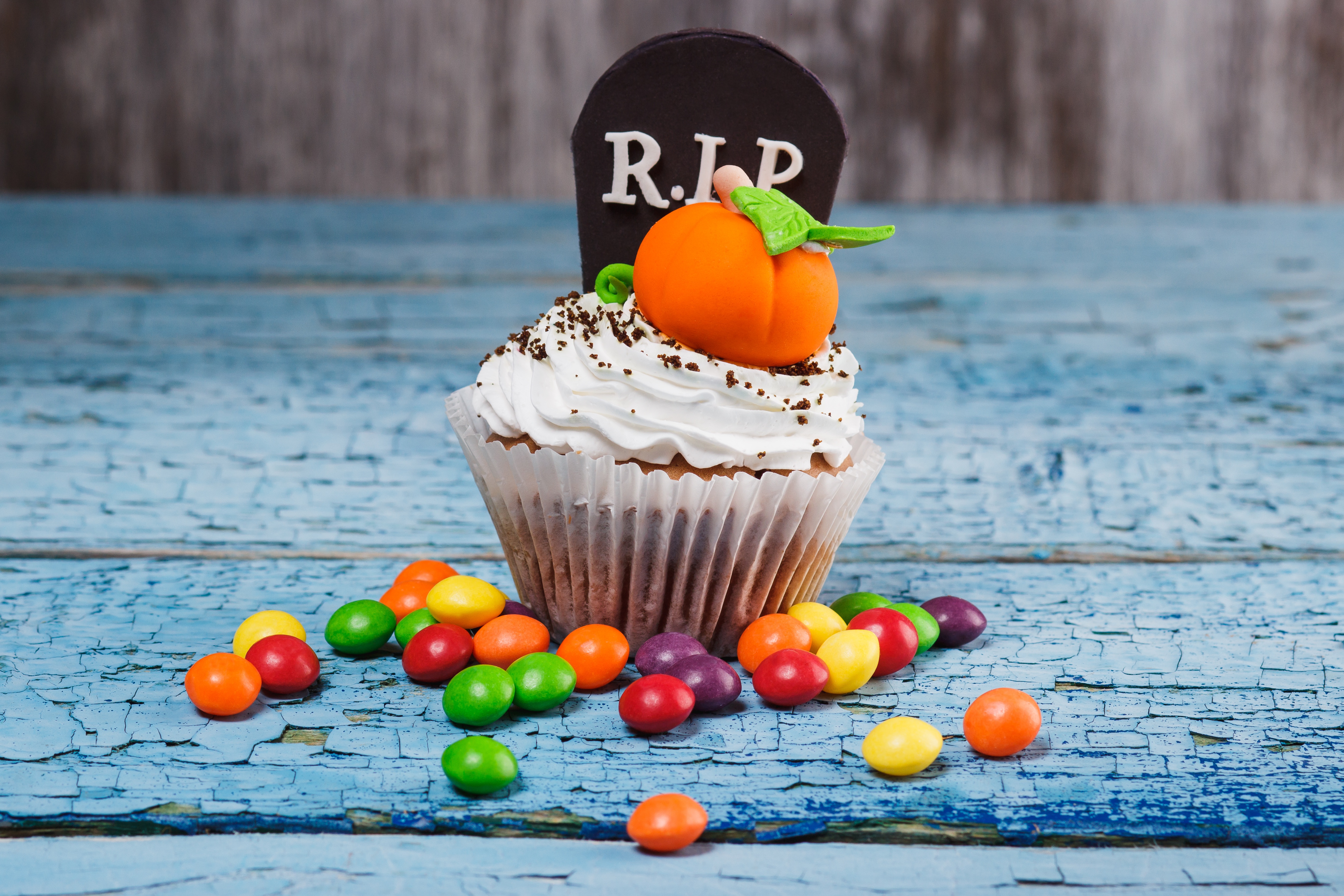 Download mobile wallpaper Food, Halloween, Cream, Cupcake, Candy for free.