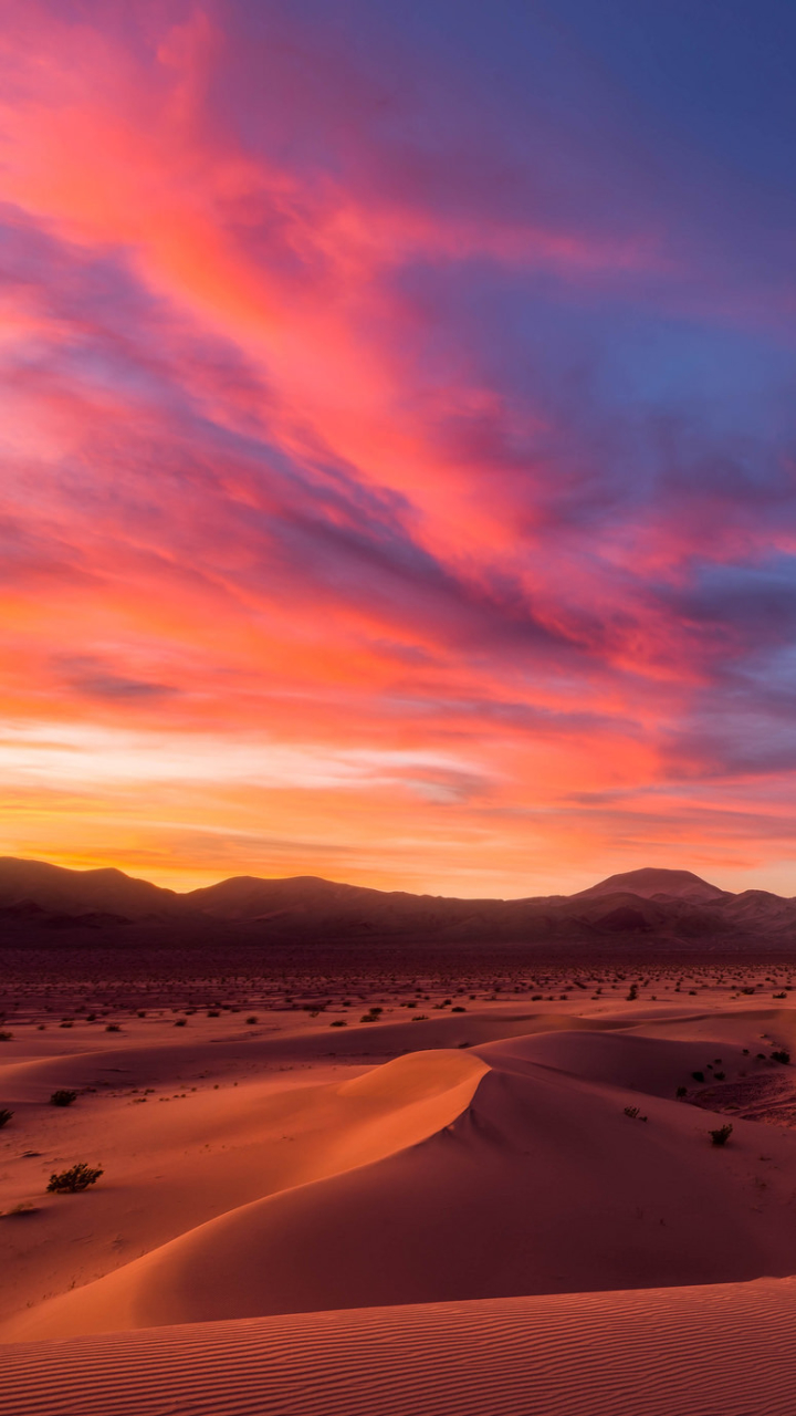 Download mobile wallpaper Landscape, Nature, Sunset, Sky, Sand, Desert, Mountain, Earth, Dune for free.