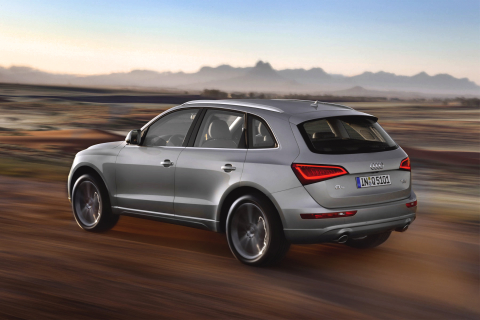 Download mobile wallpaper Audi, Car, Suv, Audi Q5, Vehicle, Vehicles, Silver Car for free.