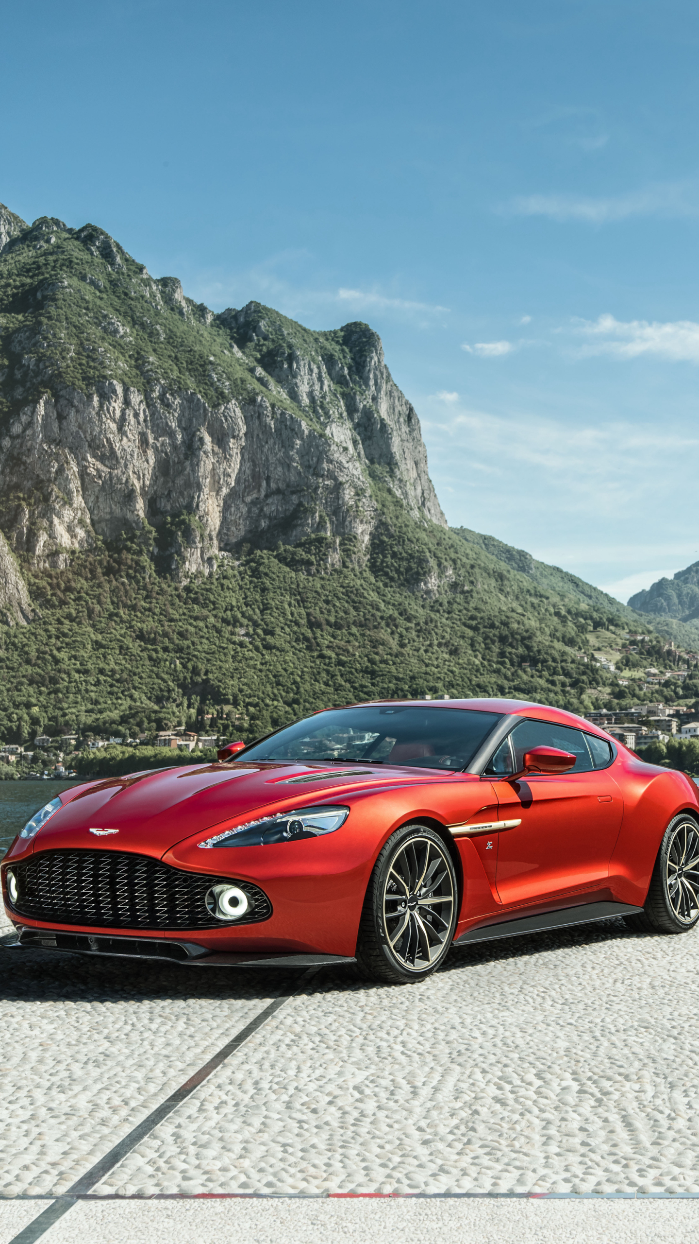 Download mobile wallpaper Aston Martin, Car, Vehicle, Aston Martin Vanquish, Vehicles, Grand Tourer for free.