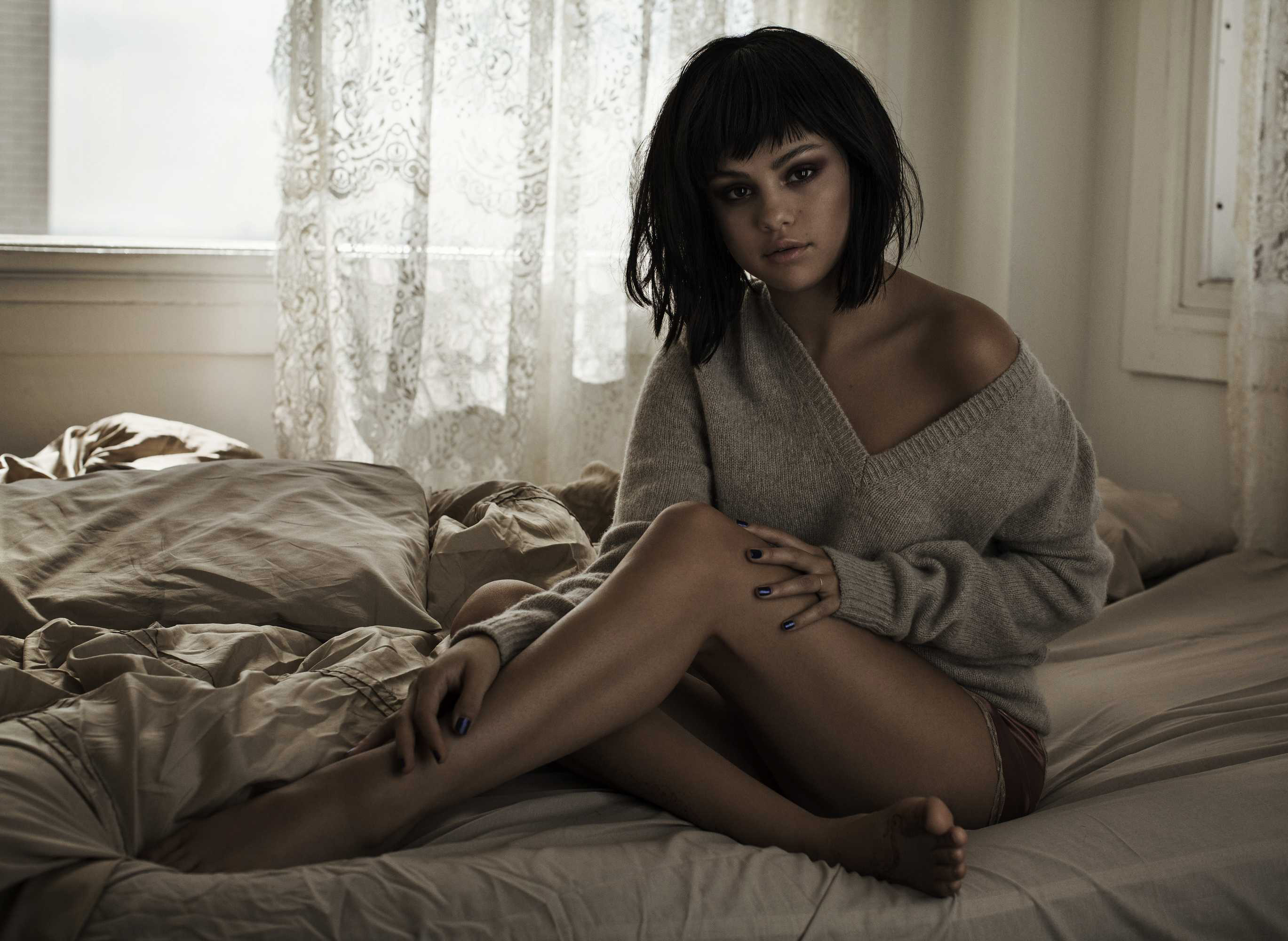 Download mobile wallpaper Music, Selena Gomez for free.