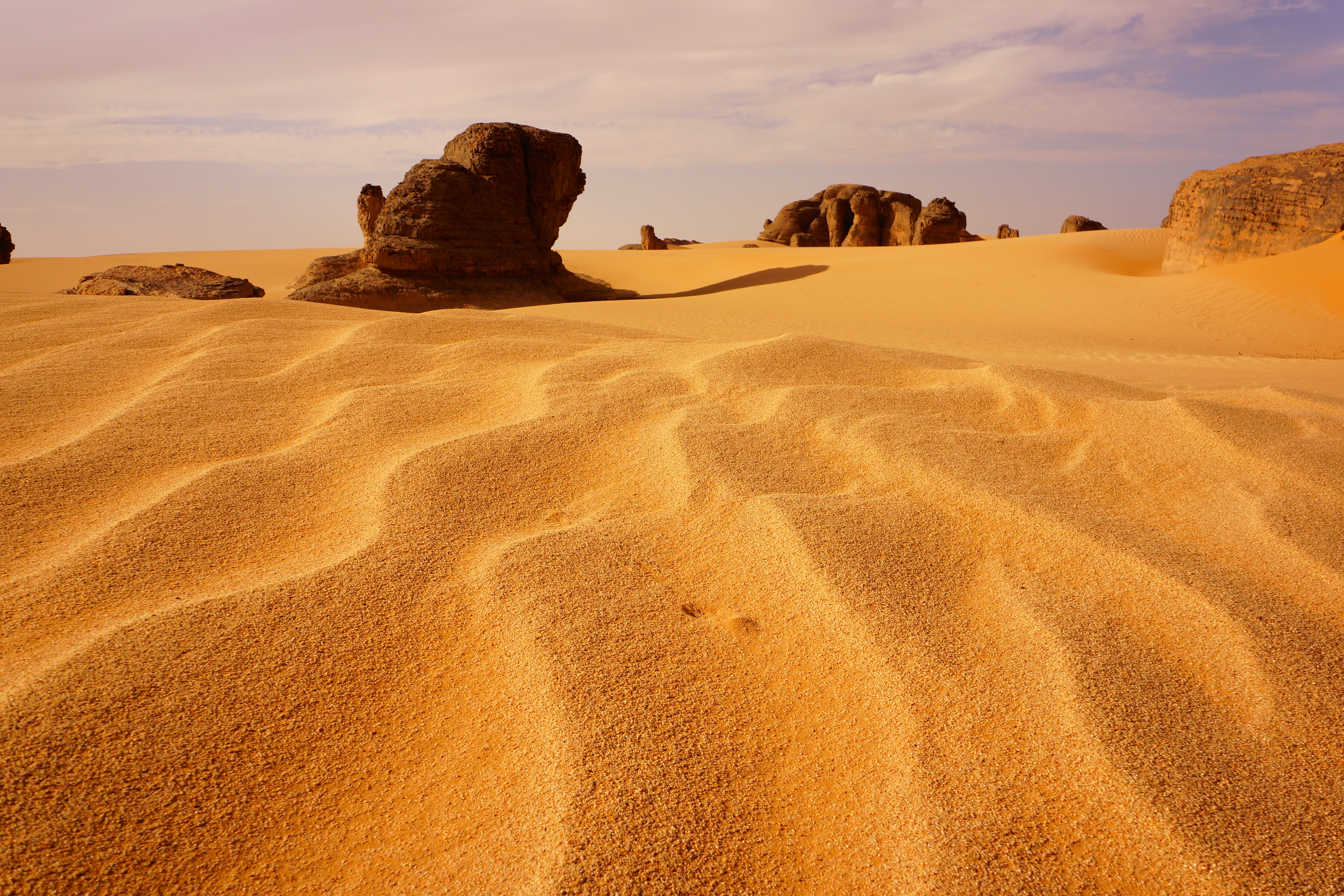 814632 télécharger l'image sahara, afrique, paysage, terre/nature, désert, algérie, dune, le sable, tassili n'ajjer - fonds d'écran et économiseurs d'écran gratuits