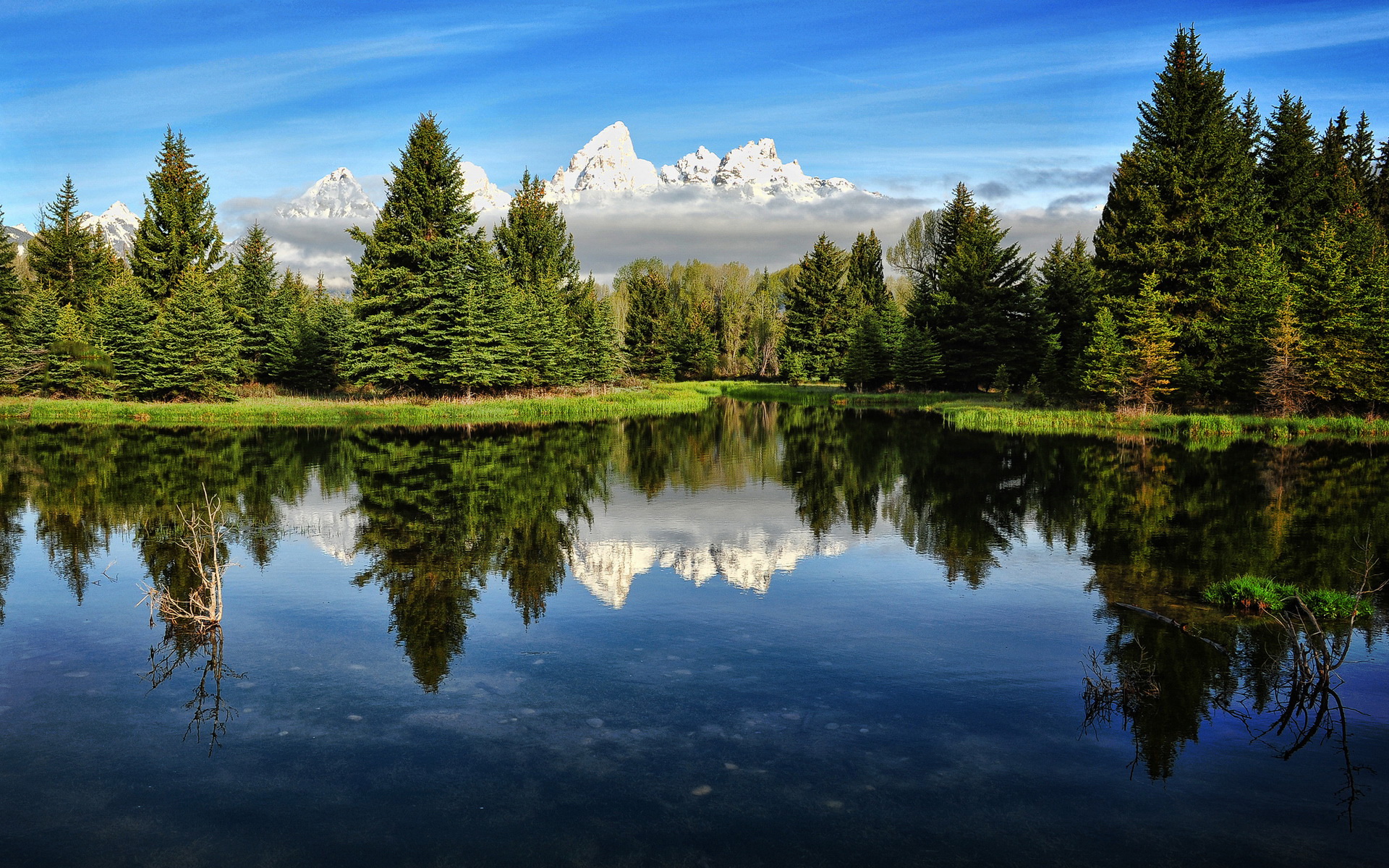 Baixe gratuitamente a imagem Montanha, Lago, Reflexão, Árvore, Terra/natureza na área de trabalho do seu PC