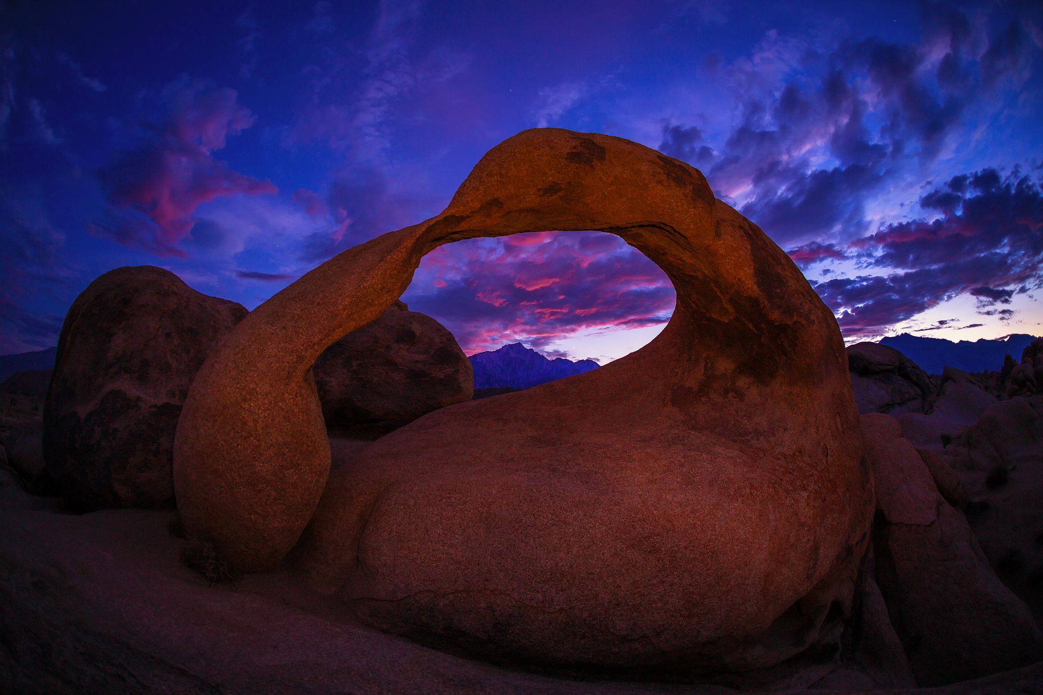 Descarga gratis la imagen Noche, Roca, Tierra/naturaleza en el escritorio de tu PC