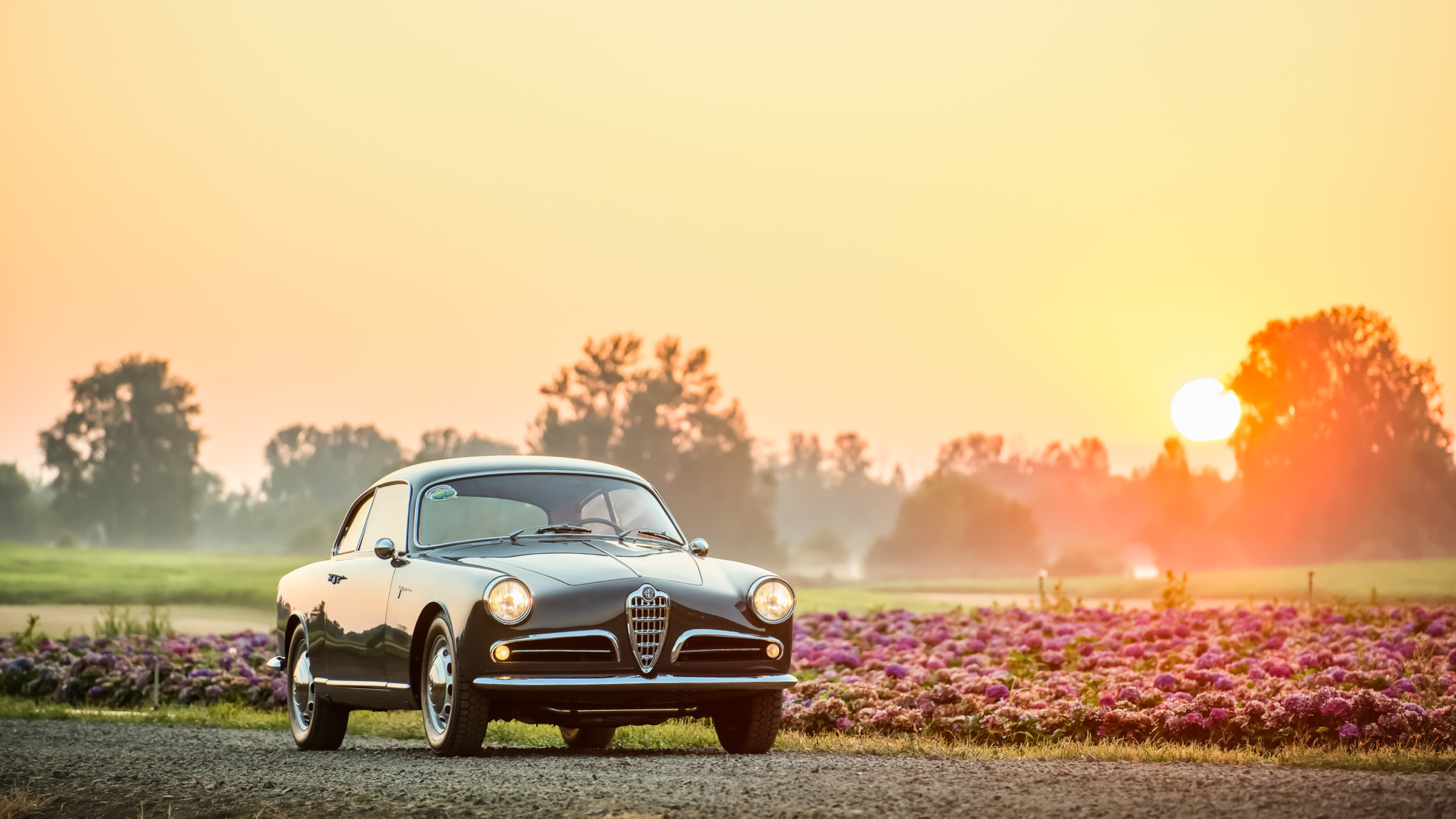 472999 Заставки и Обои Alfa Romeo Giulietta Sprint Veloce Confortevole на телефон. Скачать  картинки бесплатно