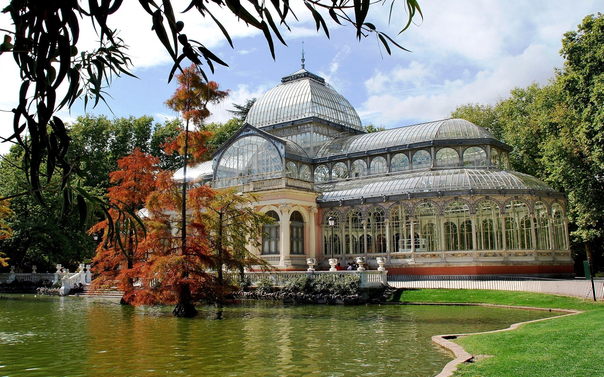 Laden Sie das Menschengemacht, Palacio De Cristal-Bild kostenlos auf Ihren PC-Desktop herunter