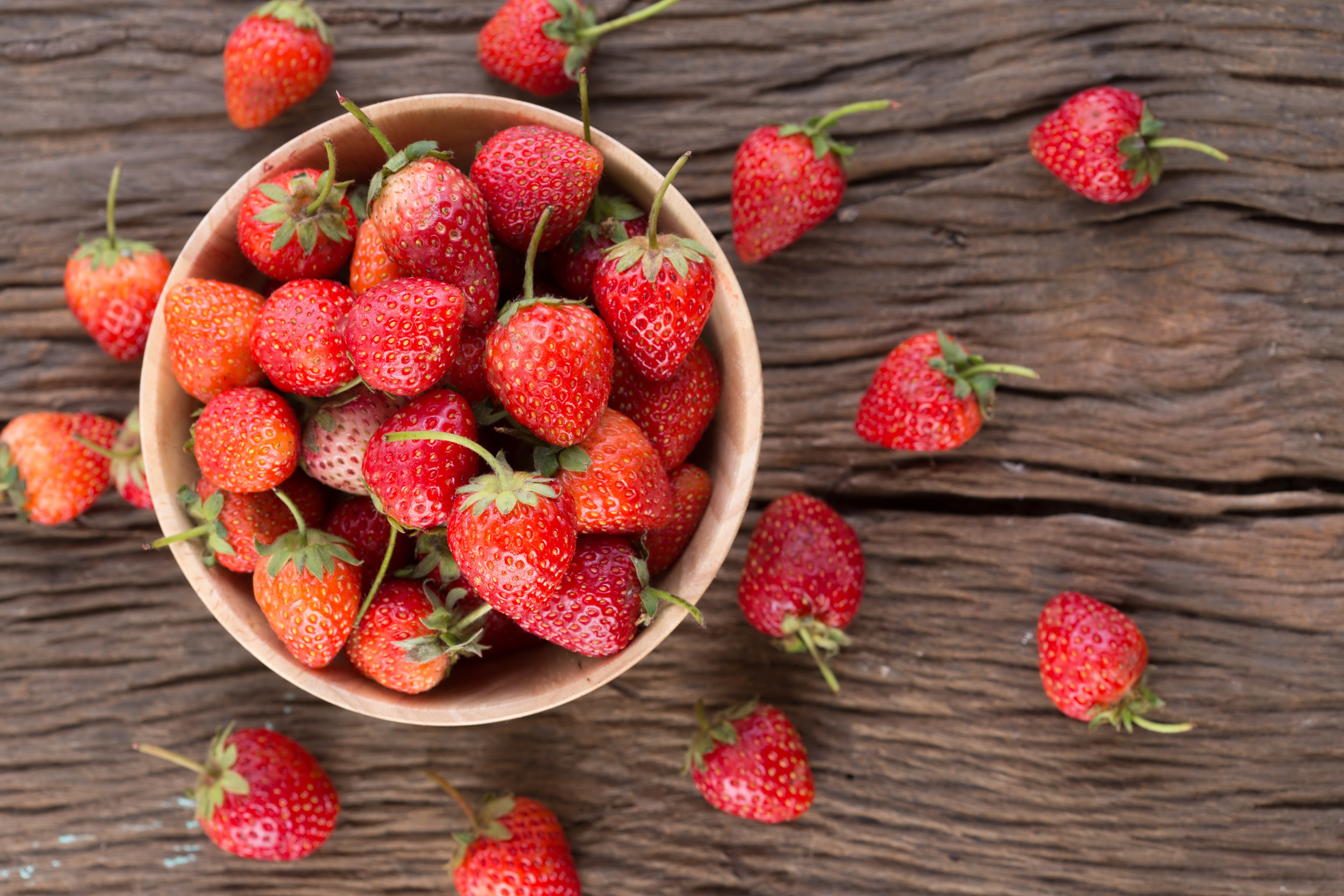 Laden Sie das Erdbeere, Frucht, Nahrungsmittel, Früchte-Bild kostenlos auf Ihren PC-Desktop herunter