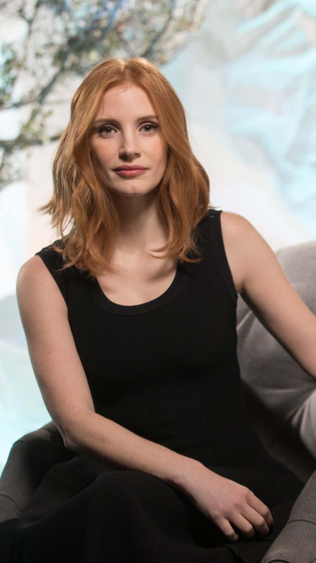 Download mobile wallpaper Redhead, Green Eyes, Celebrity, Actress, Jessica Chastain for free.