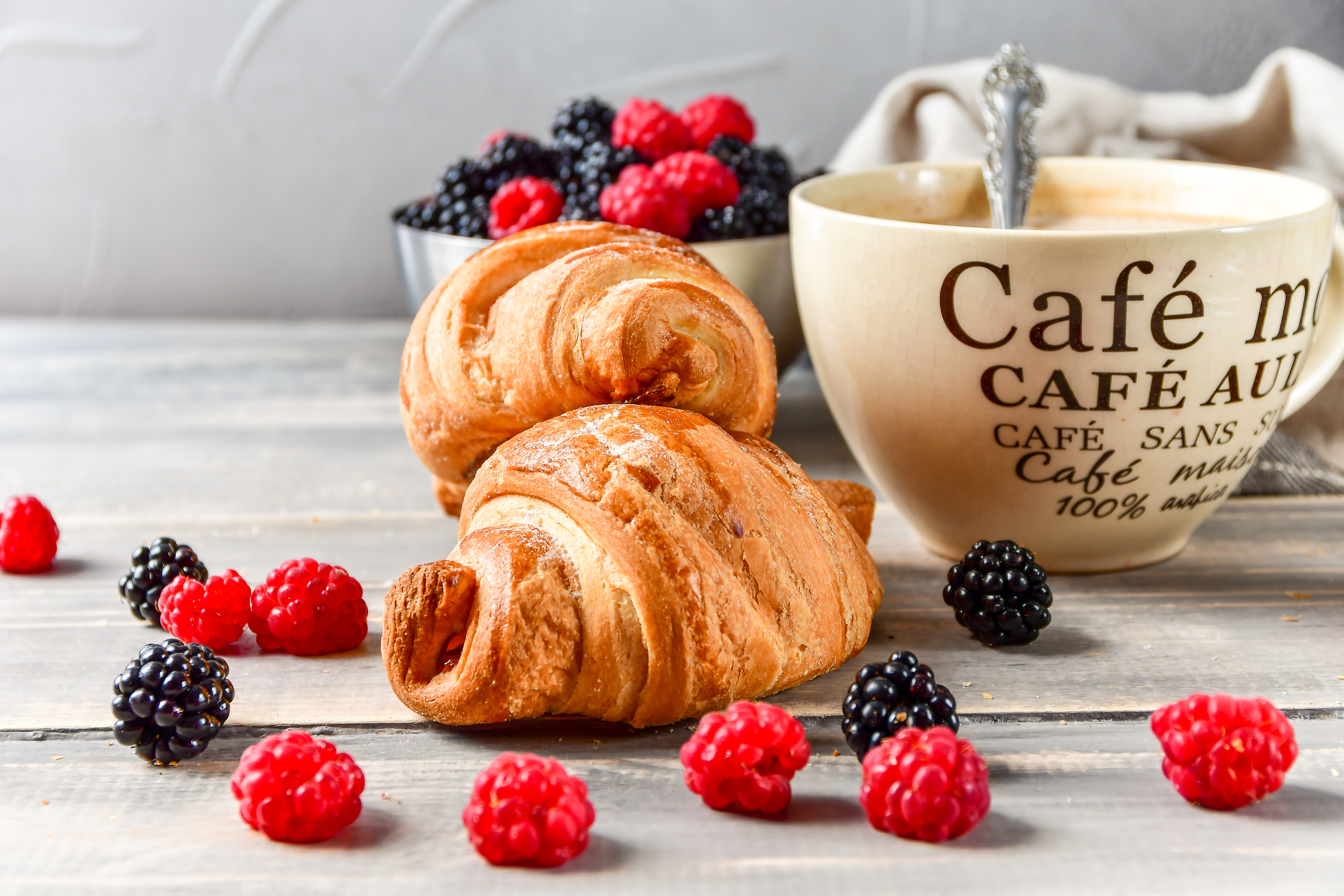 Download mobile wallpaper Food, Raspberry, Coffee, Blackberry, Cup, Berry, Fruit, Breakfast, Croissant, Viennoiserie for free.