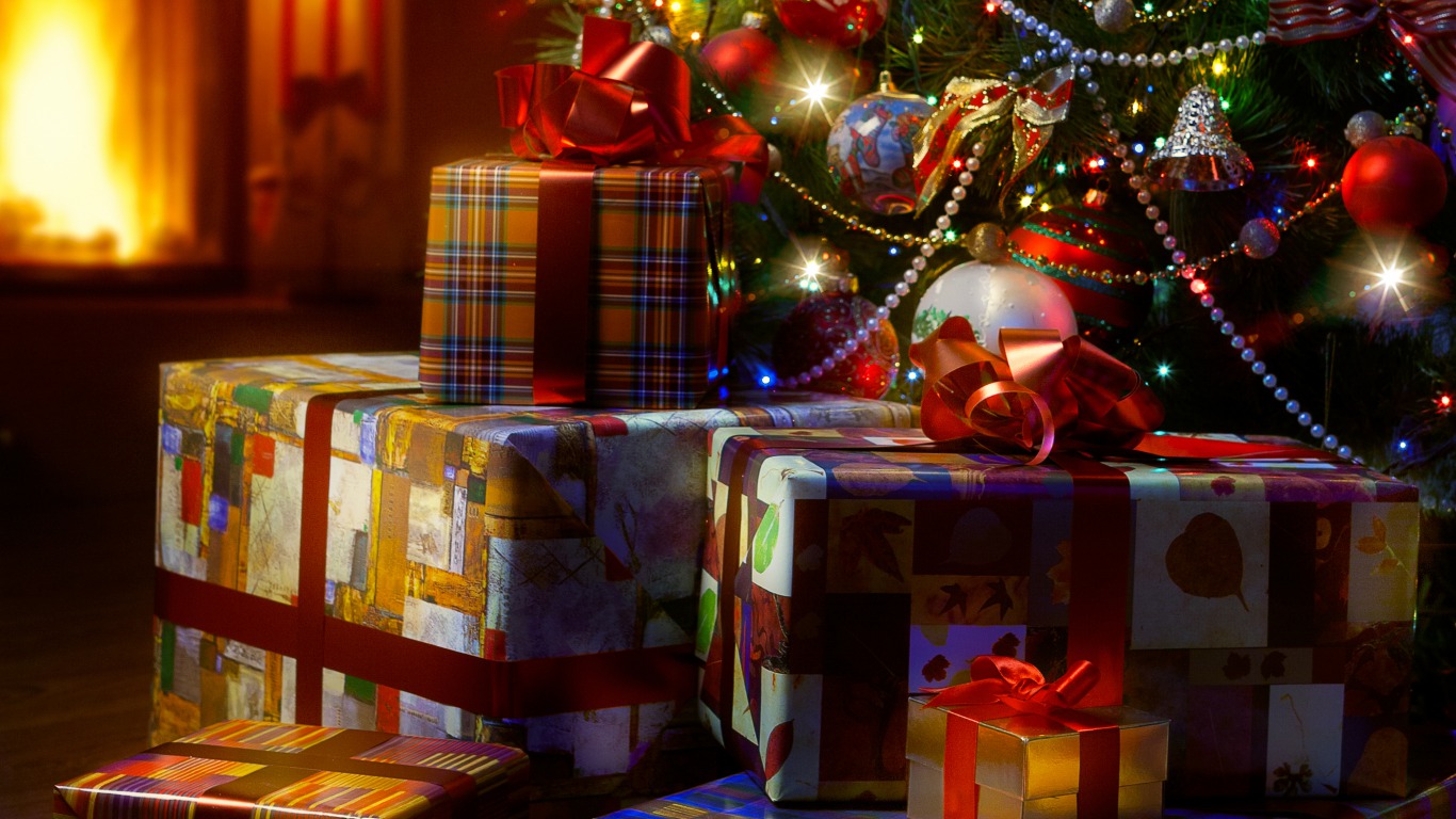 Скачать картинку Рождество, Подарки, Рождественские Украшения, Праздничные в телефон бесплатно.