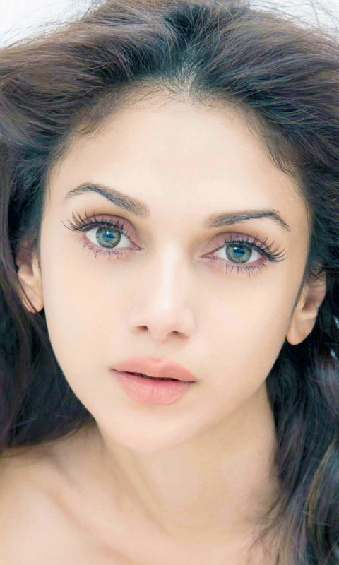 Download mobile wallpaper Celebrity, Aditi Rao Hydari for free.