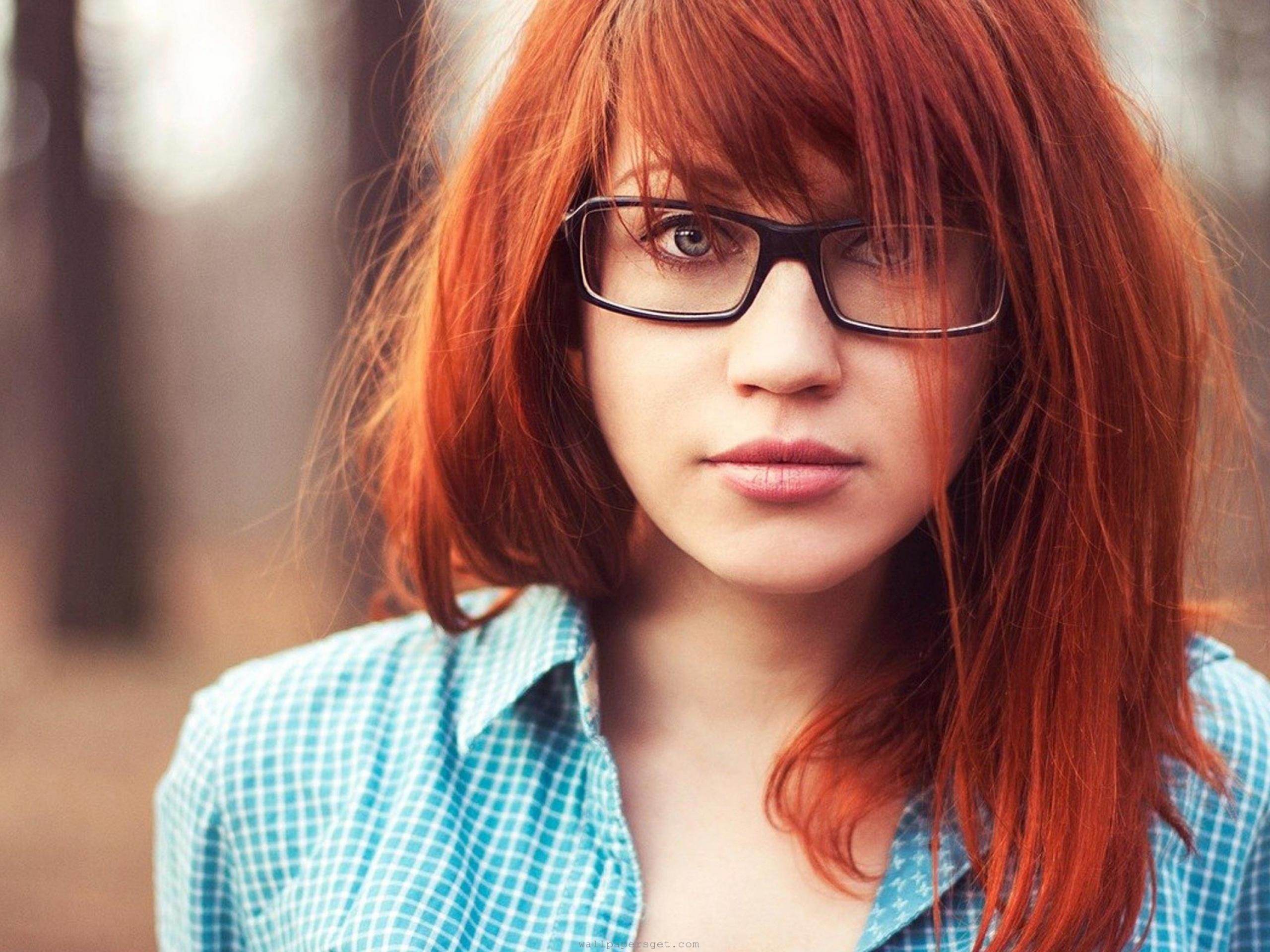 Download mobile wallpaper Glasses, Model, Women for free.