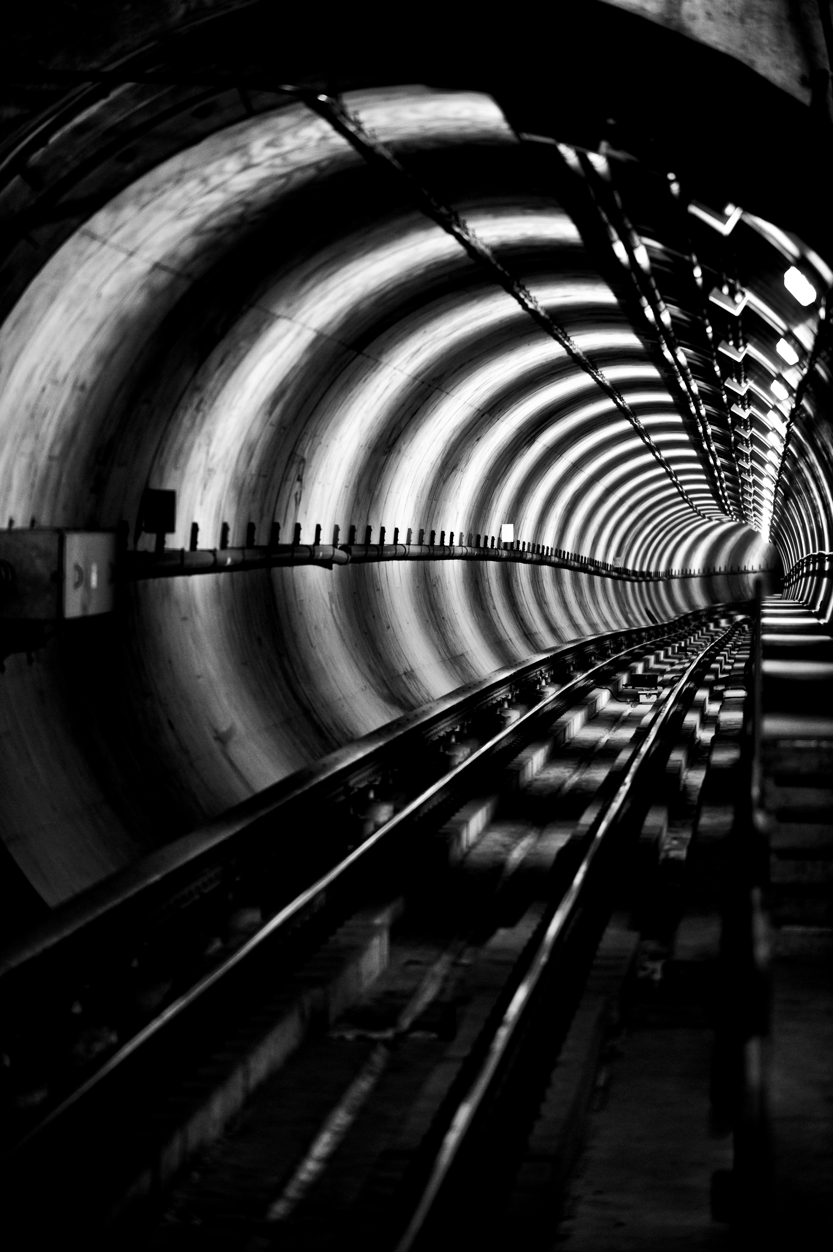 bw, subway, miscellanea, miscellaneous, tunnel, underground, rails, metro