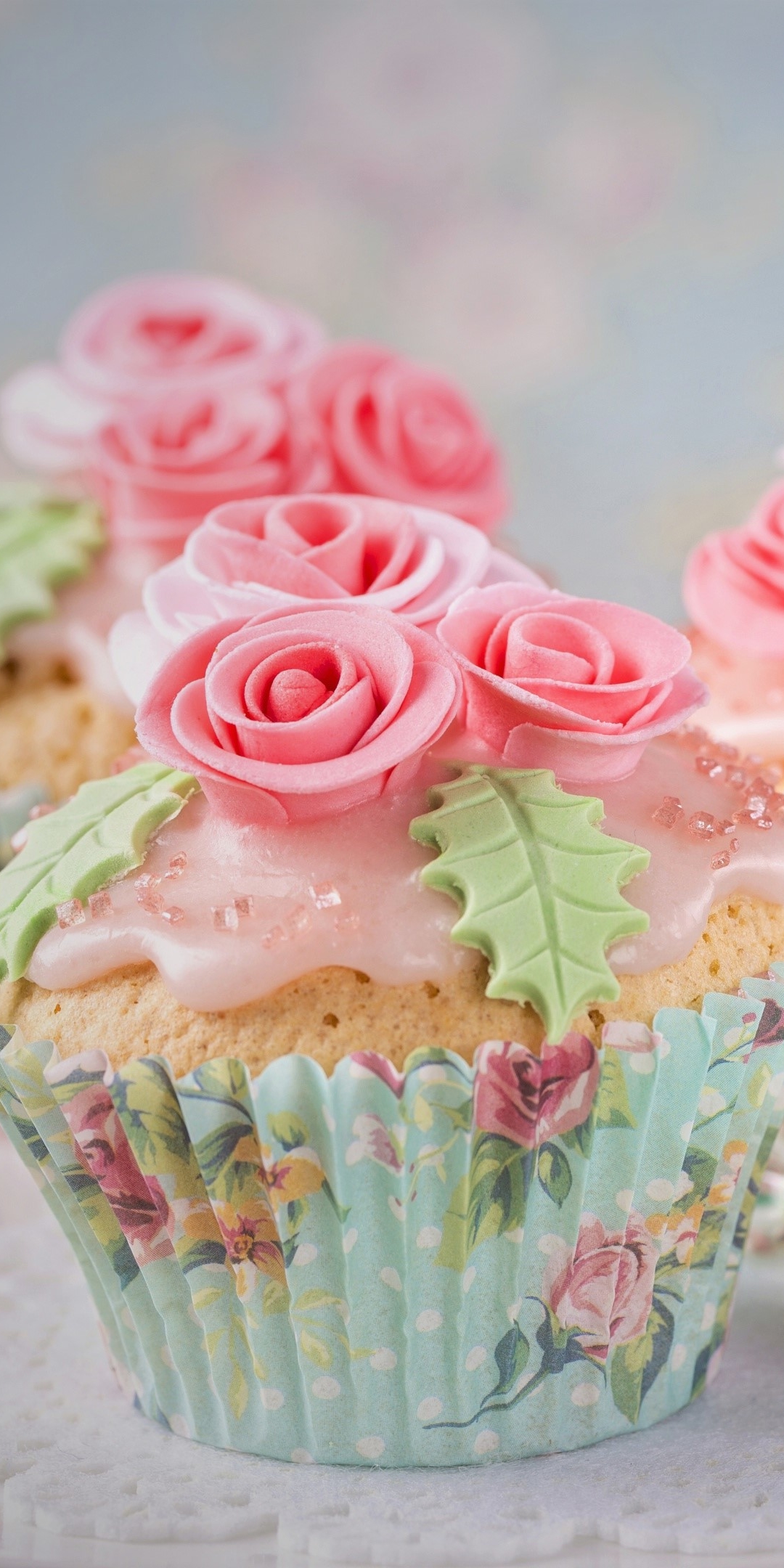 Download mobile wallpaper Food, Flower, Cupcake, Heart Shaped for free.
