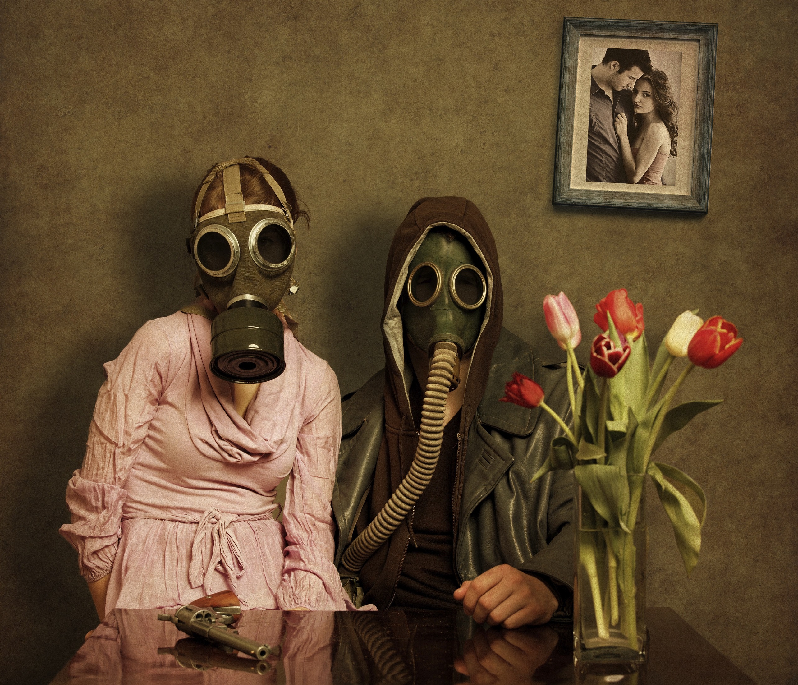 Download mobile wallpaper People, Dark, Mask, Gas Mask, Apocalyptic for free.