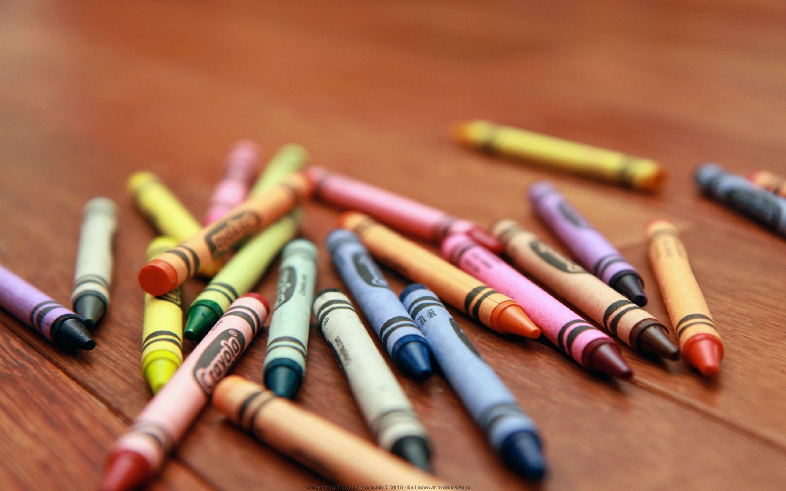 multicolored, miscellanea, miscellaneous, motley, table, pencils