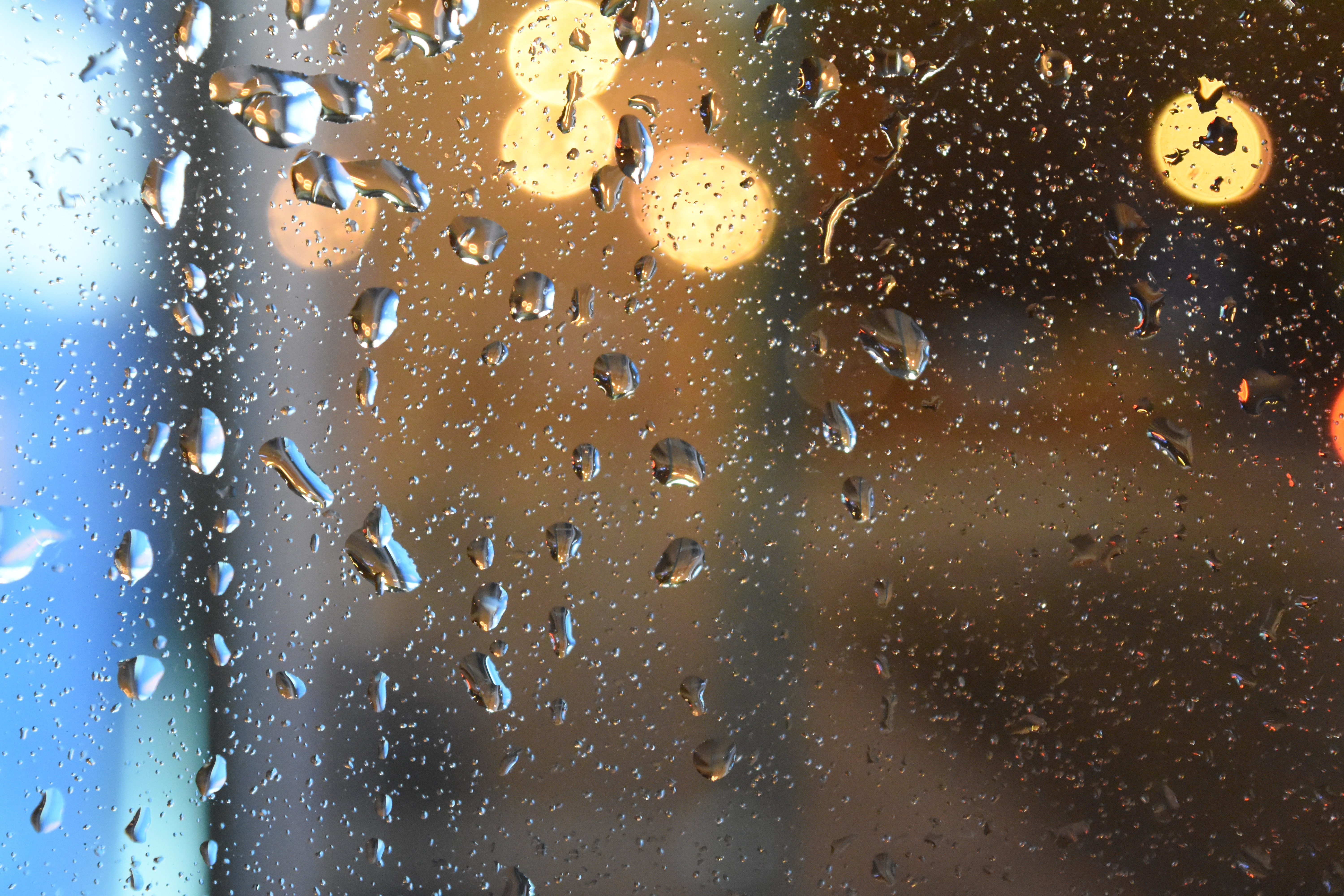 Download mobile wallpaper Smooth, Glare, Drops, Water, Macro, Glass, Blur for free.