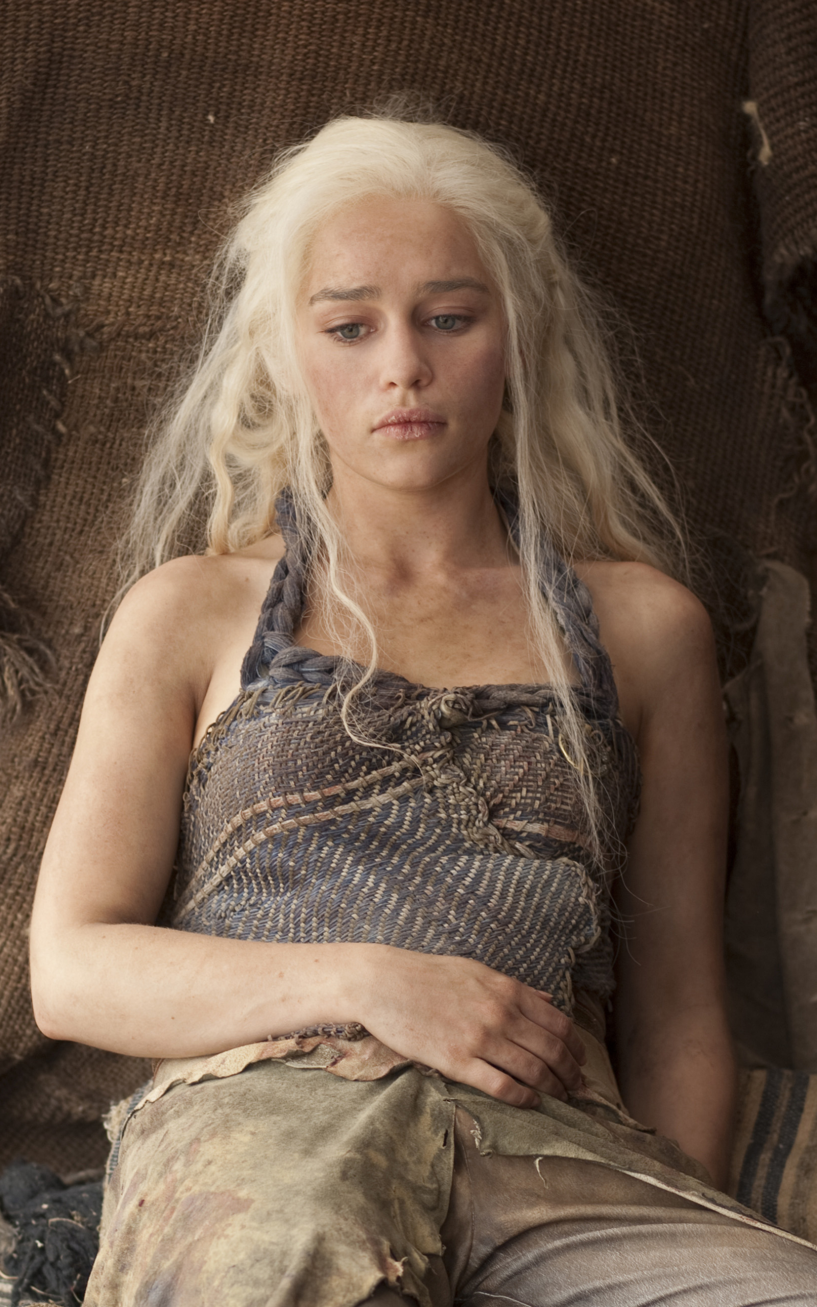 Download mobile wallpaper Game Of Thrones, Tv Show, Daenerys Targaryen, Emilia Clarke for free.