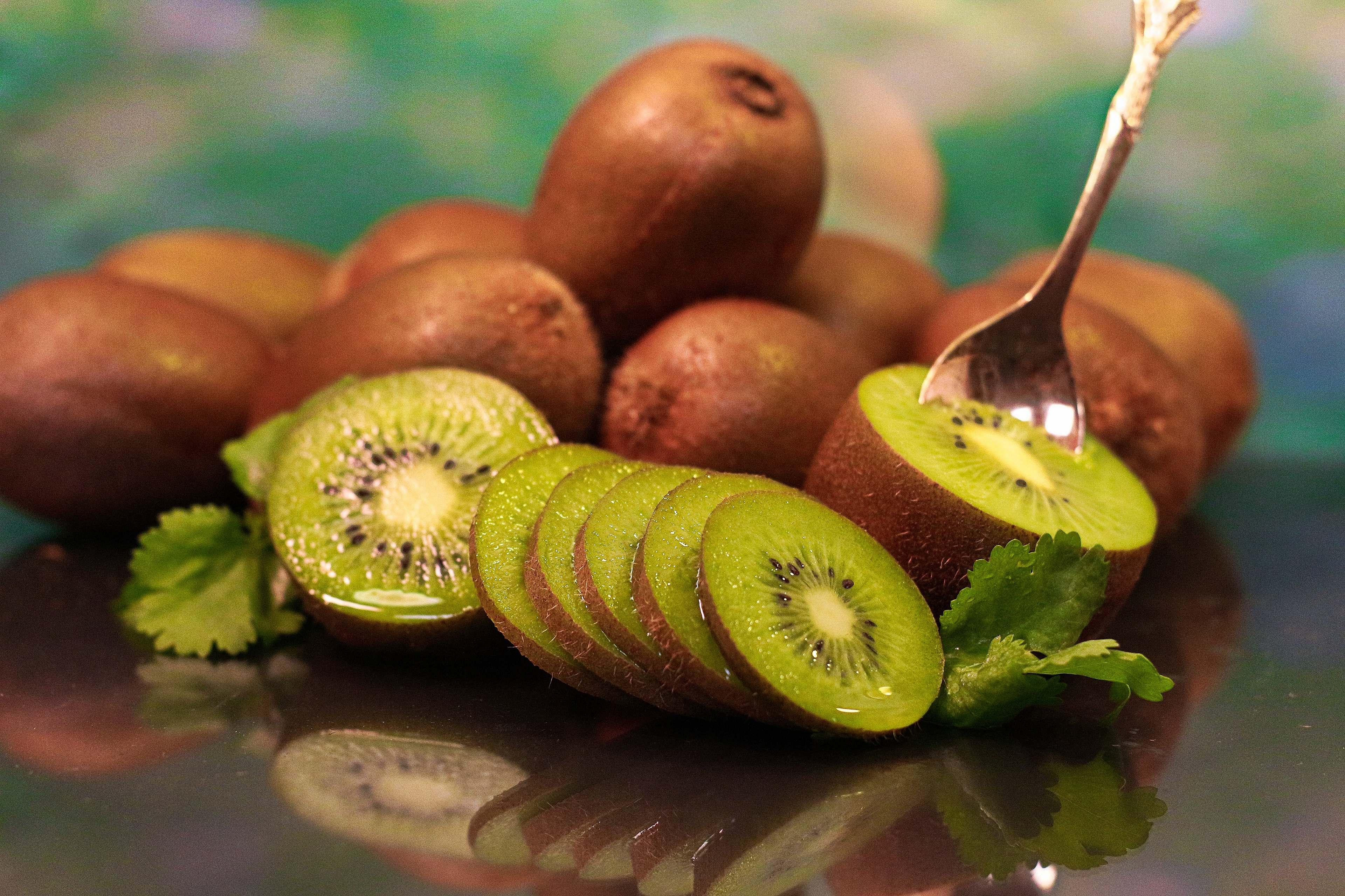 Téléchargez des papiers peints mobile Nourriture, Kiwi, Fruit, Des Fruits gratuitement.