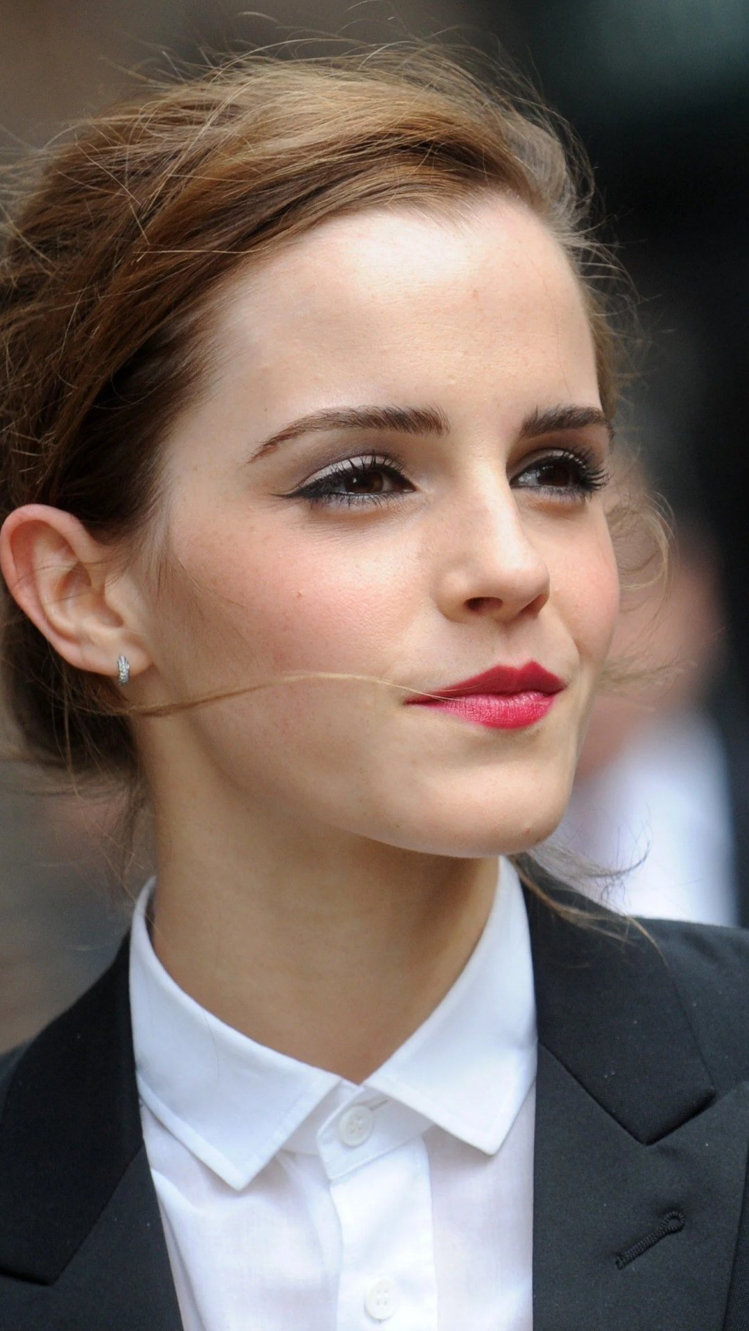 Download mobile wallpaper Emma Watson, Celebrity for free.