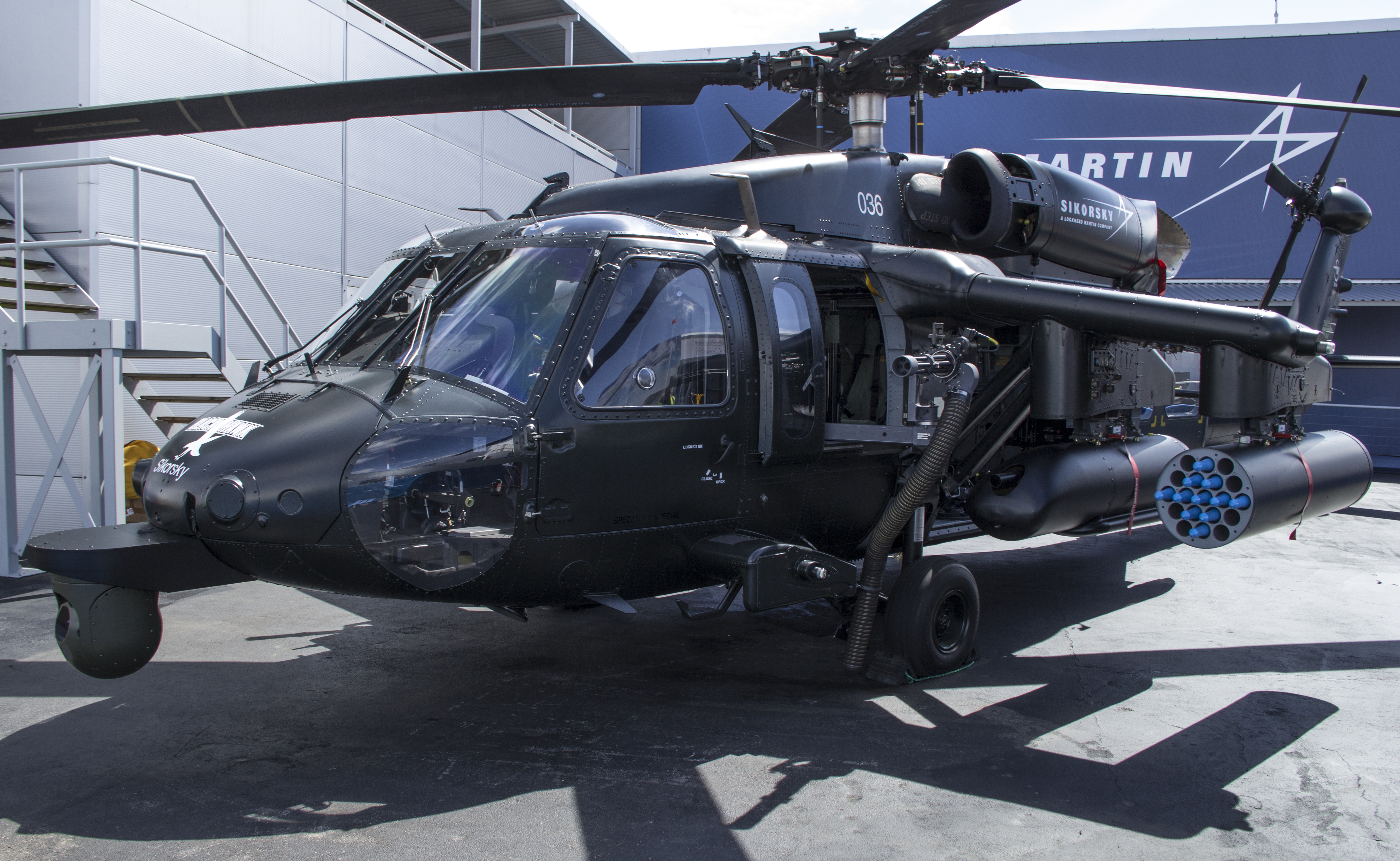 386723 завантажити картинку військовий, sikorsky uh 60 black hawk, ударний вертоліт, вертоліт, військові вертольоти - шпалери і заставки безкоштовно