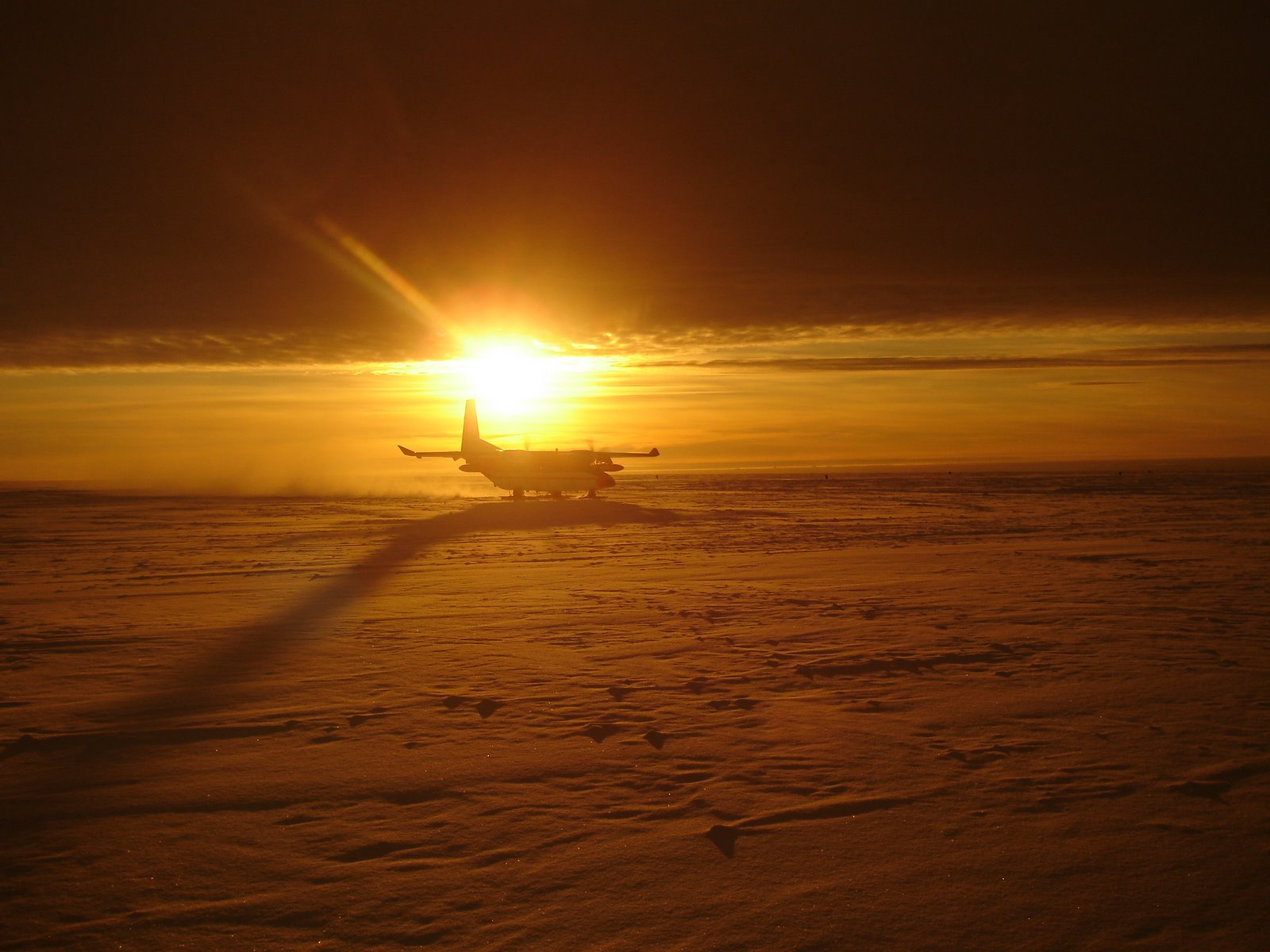 Téléchargez gratuitement l'image Coucher De Soleil, Avion, Terre/nature sur le bureau de votre PC