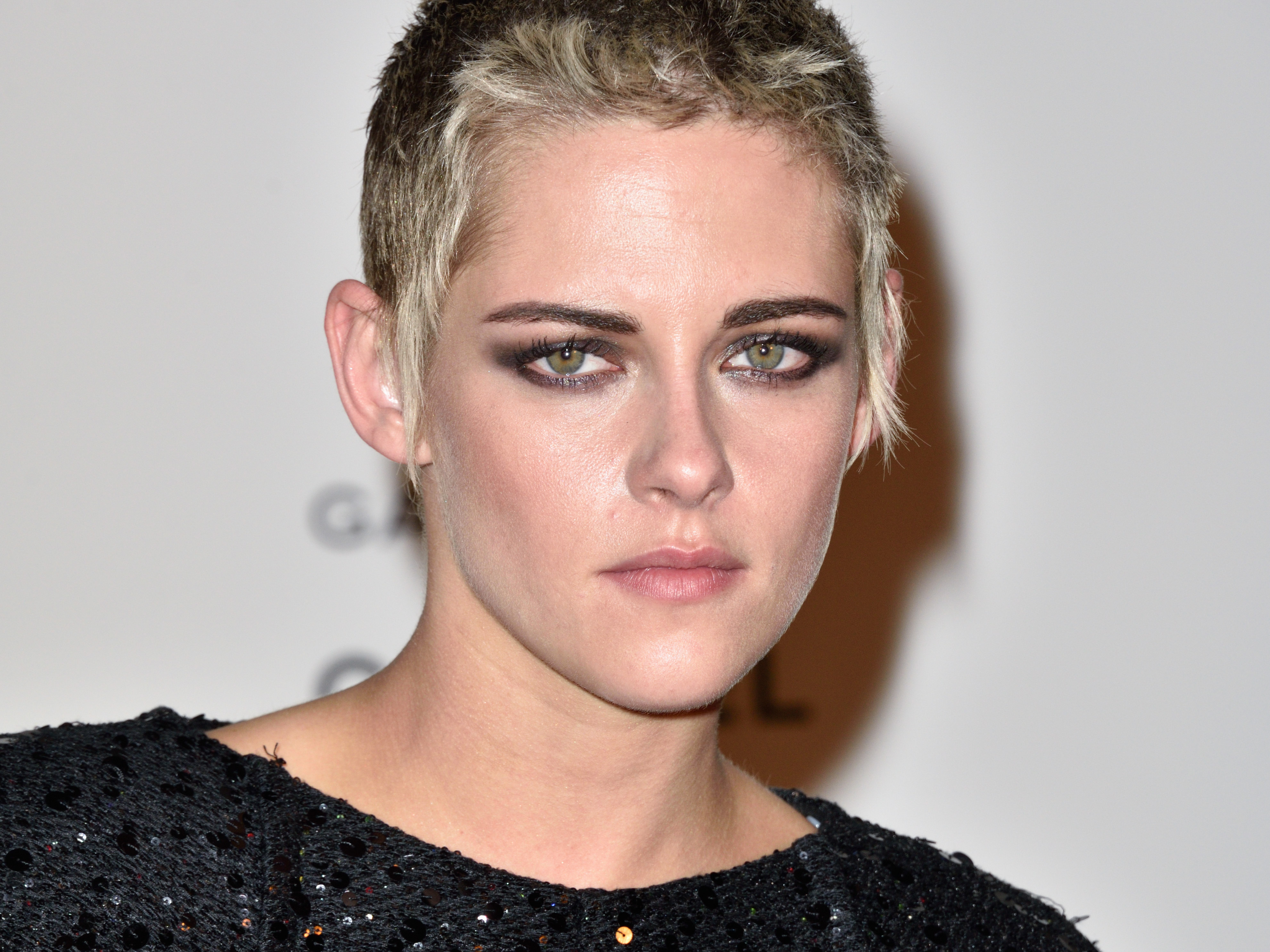 Free download wallpaper Kristen Stewart, American, Celebrity, Actress on your PC desktop