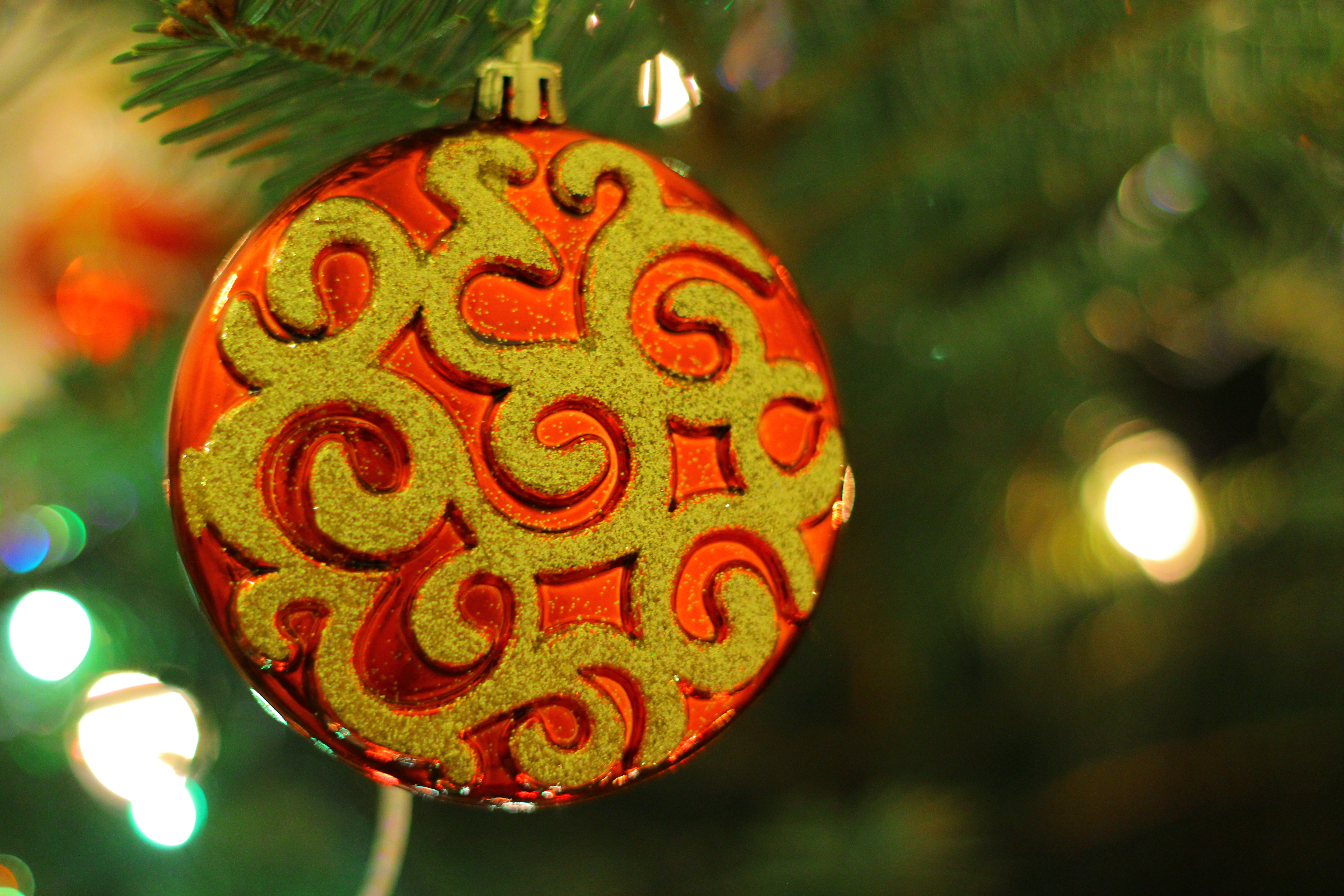 Download mobile wallpaper Christmas, Holiday, Christmas Ornaments for free.