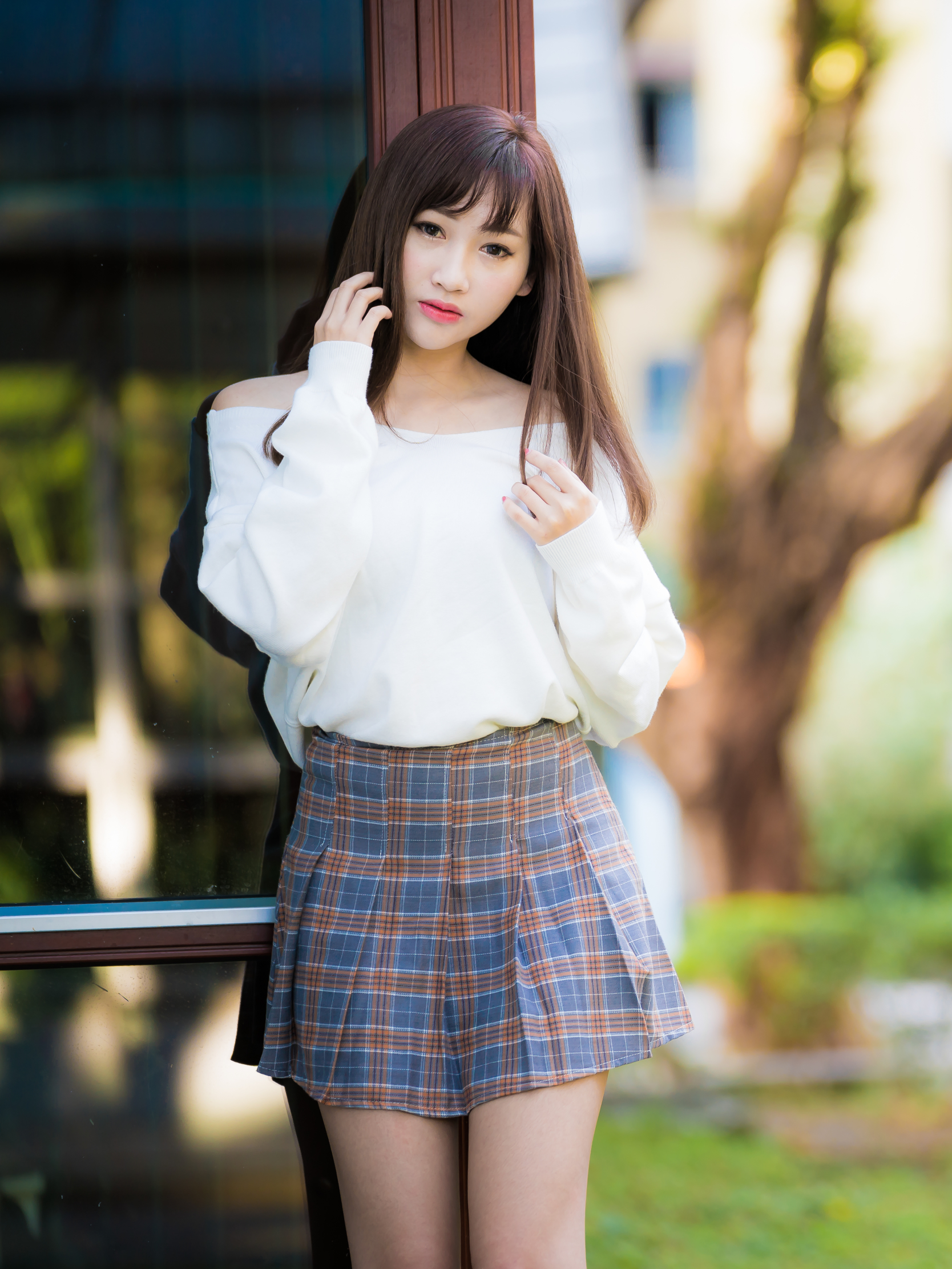 Download mobile wallpaper Brunette, Model, Skirt, Women, Asian, Depth Of Field for free.