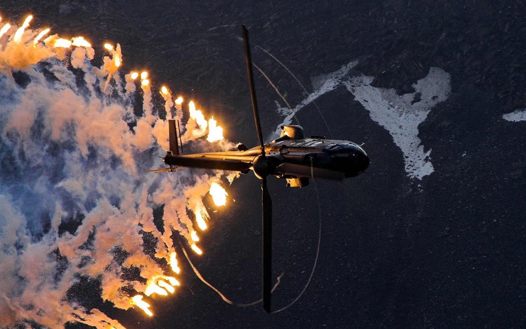Завантажити шпалери Eurocopter As532 Cougar на телефон безкоштовно