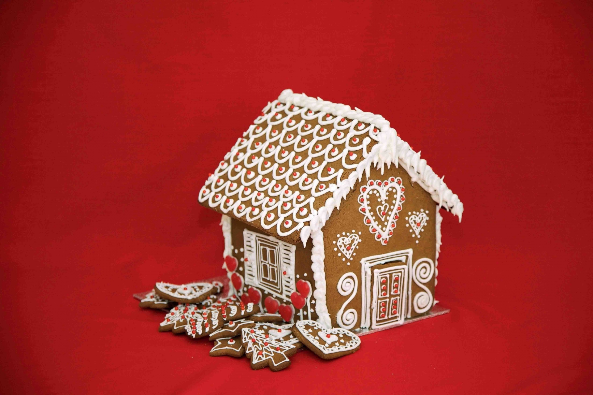 Download mobile wallpaper Food, Christmas, House, Cake, Gingerbread, Cookie for free.