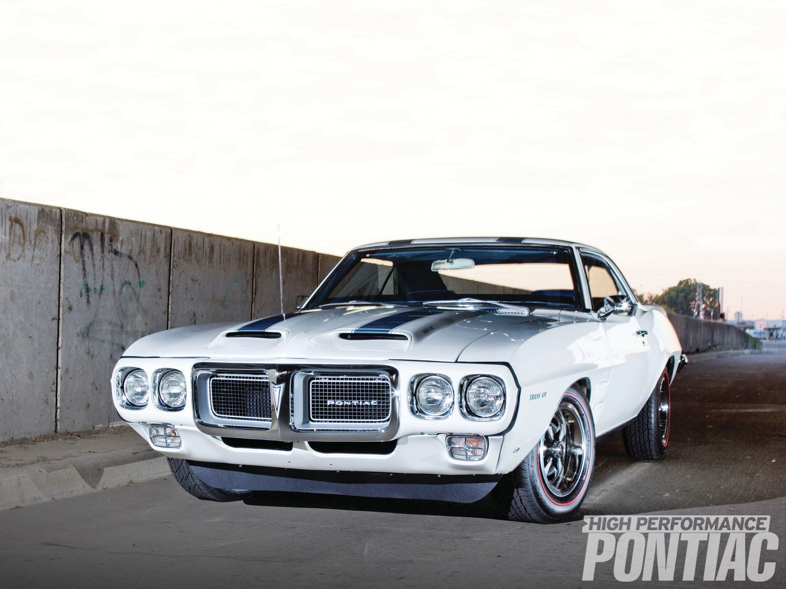 Download mobile wallpaper Pontiac, Vehicles for free.