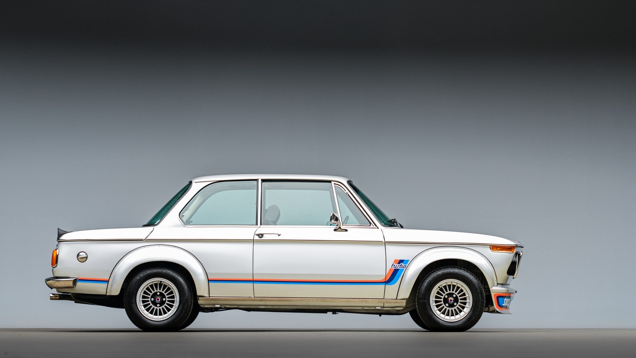 Download mobile wallpaper Bmw, Car, Old Car, Vehicles, Coupé, White Car, Bmw 2002 Turbo for free.