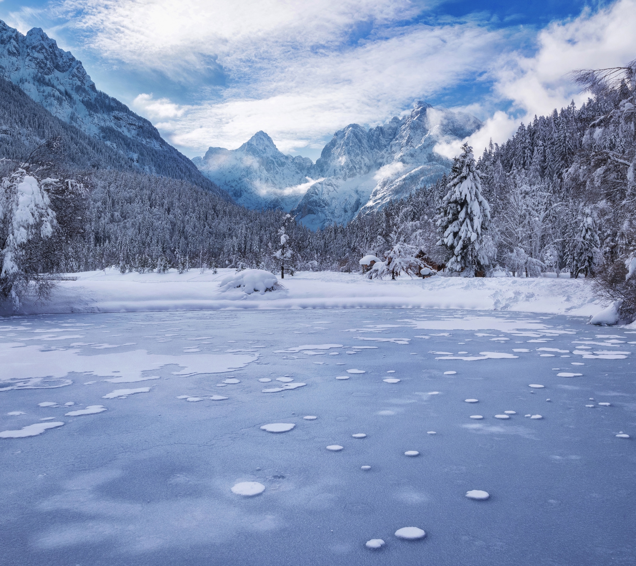 PCデスクトップに風景, 冬, 自然, 雪, 山, 森, 地球画像を無料でダウンロード