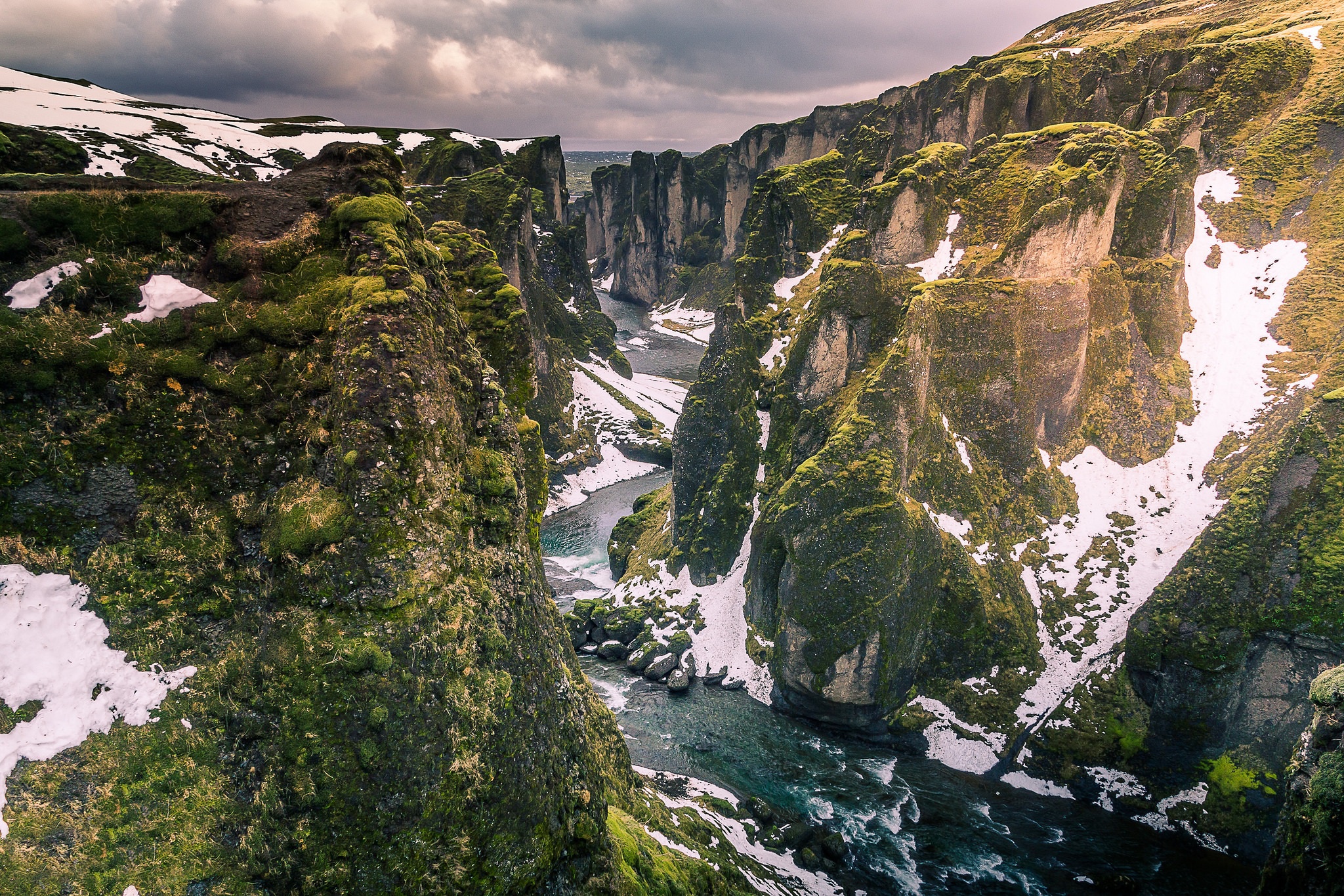 Handy-Wallpaper Natur, Schlucht, Fluss, Gebirge, Schluchten, Erde/natur kostenlos herunterladen.