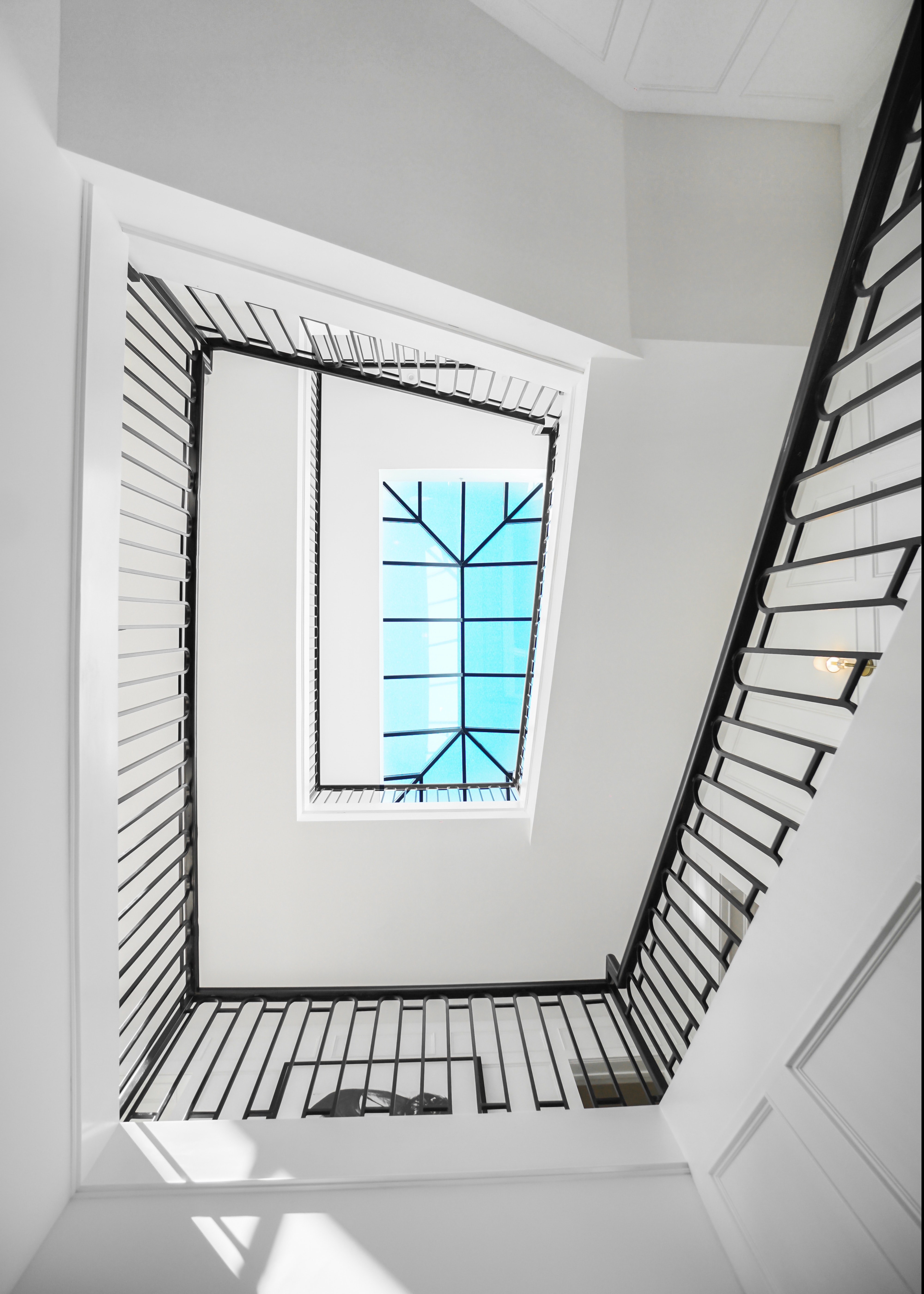 Handy-Wallpaper Minimalismus, Treppe, Leiter, Fenster, Architektur kostenlos herunterladen.