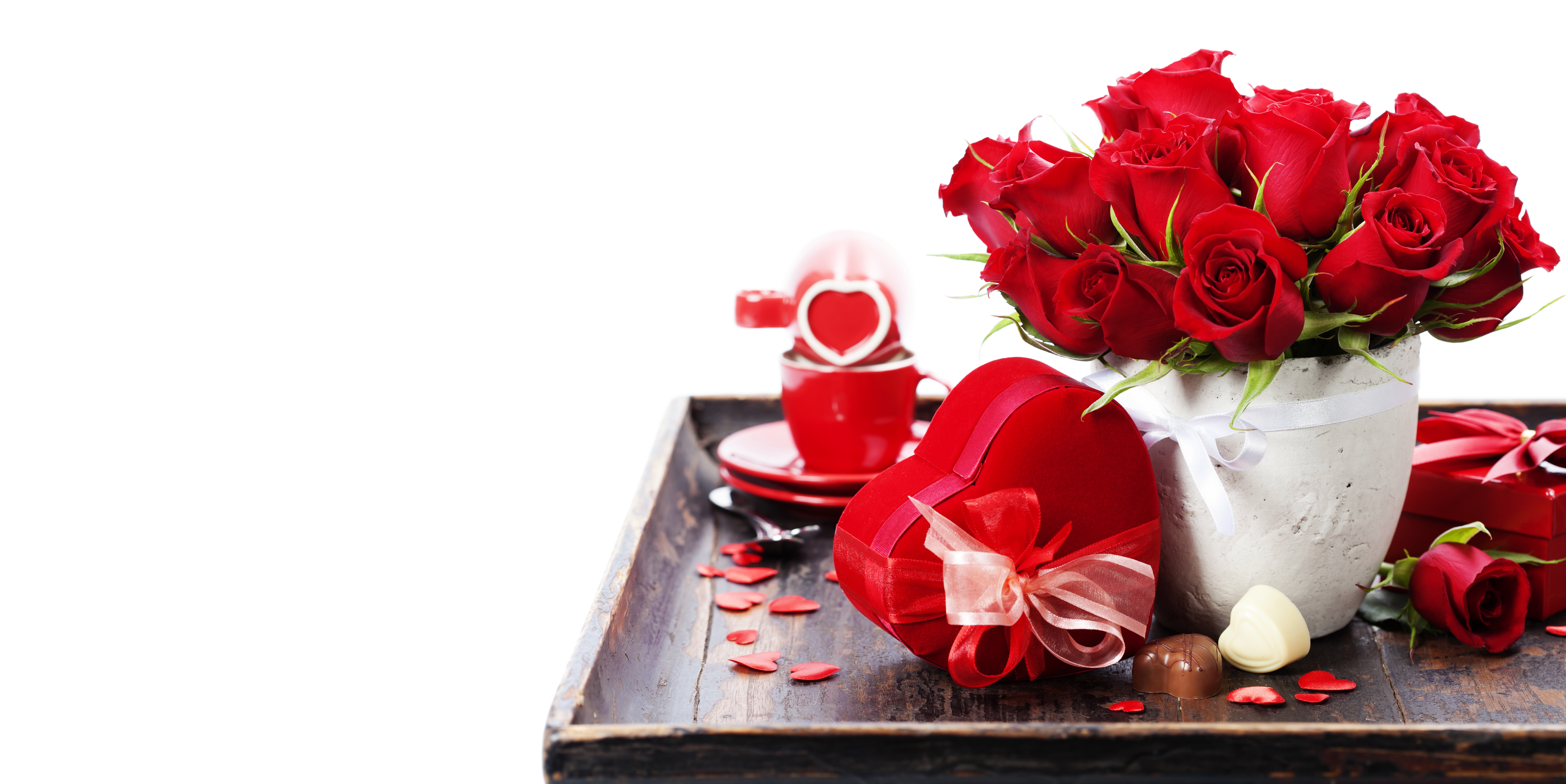 Download mobile wallpaper Valentine's Day, Still Life, Rose, Holiday, Bouquet, Gift, Vase, Heart Shaped for free.