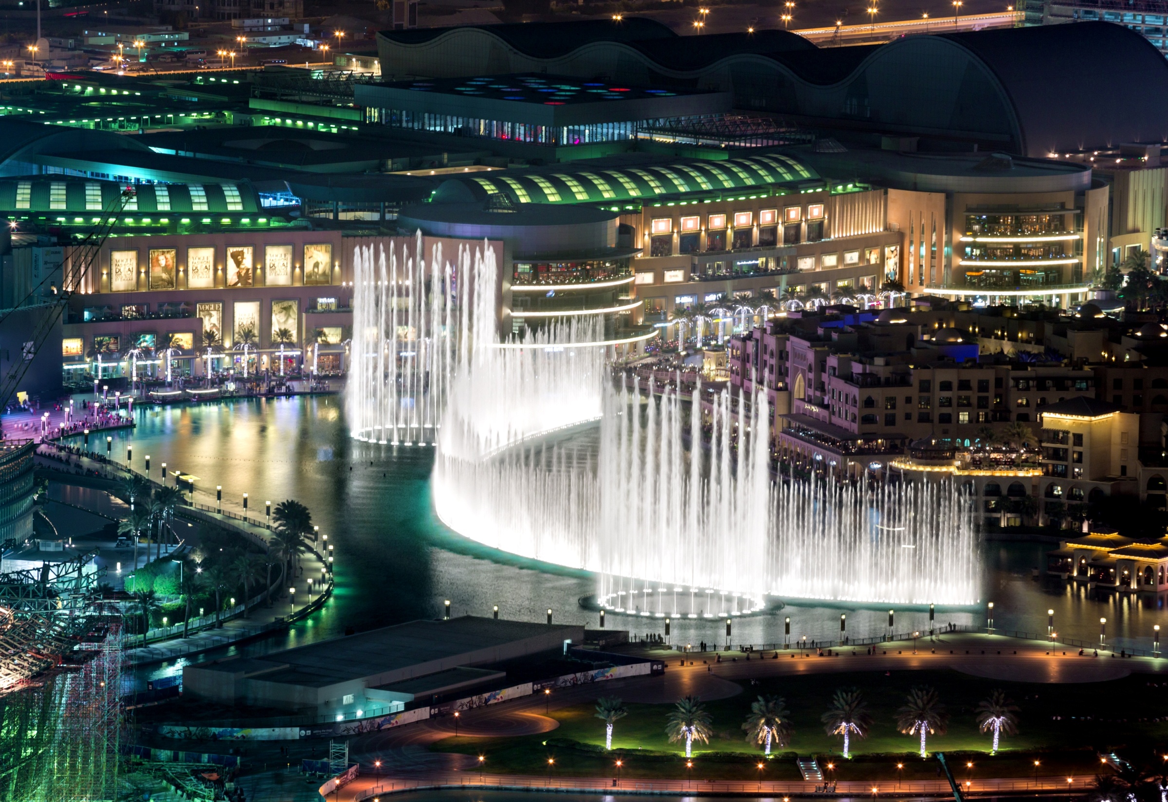 Скачать обои бесплатно Города, Ночь, Дубай, Здание, Фонтан, Объединённые Арабские Эмираты, Сделано Человеком картинка на рабочий стол ПК