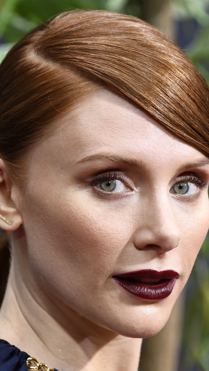 Handy-Wallpaper Rothaarige, Berühmtheiten, Darstellerin, Bryce Dallas Howard kostenlos herunterladen.