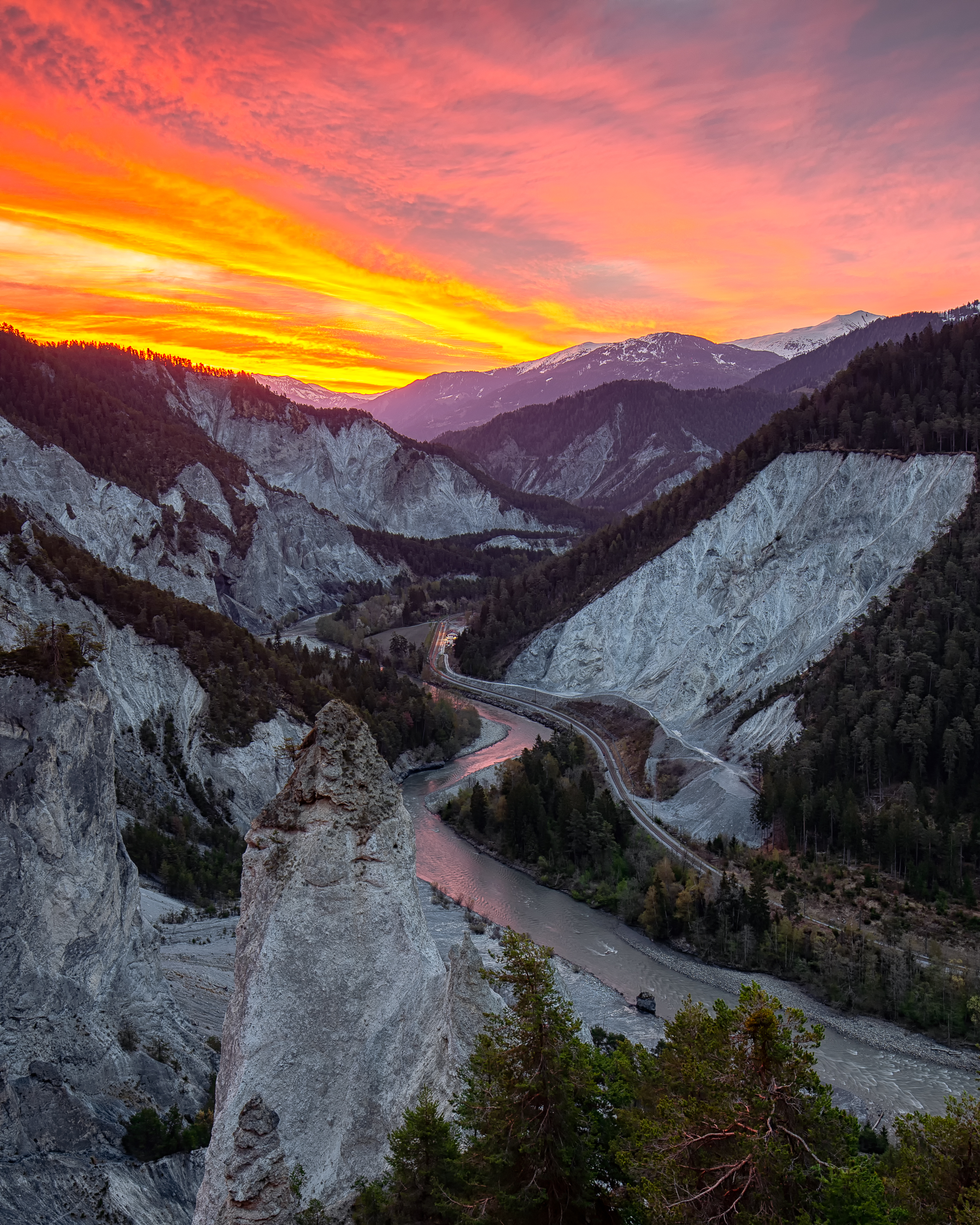 Free download wallpaper Rocks, Nature, Rivers, Sunset, Mountains on your PC desktop