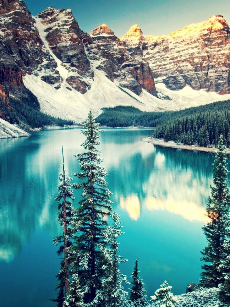 無料モバイル壁紙湖, 山, 反射, カナダ, 森, 地球, モレーン湖をダウンロードします。